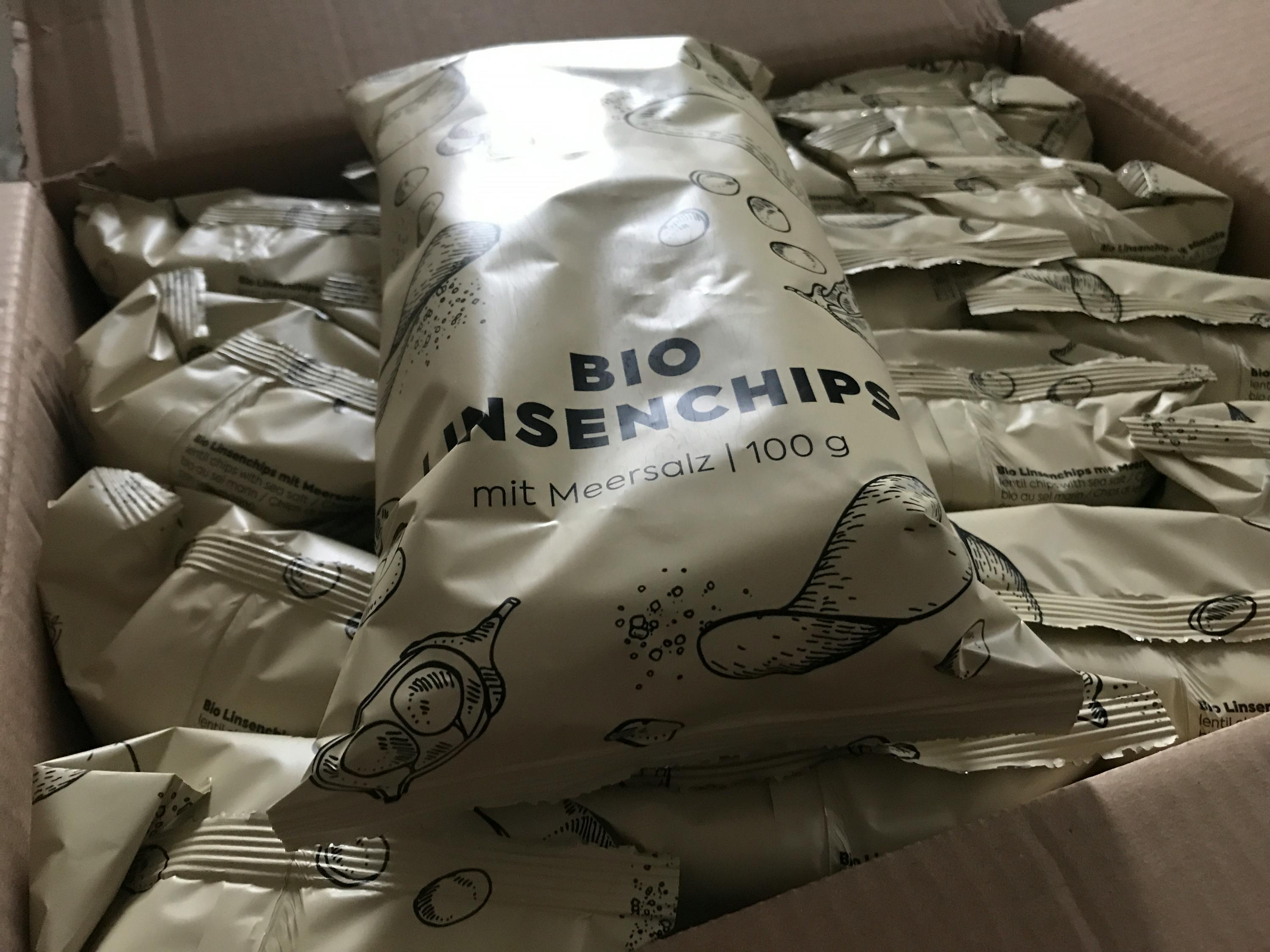eine Schachtel bio insenchips mit Meersalz 100g