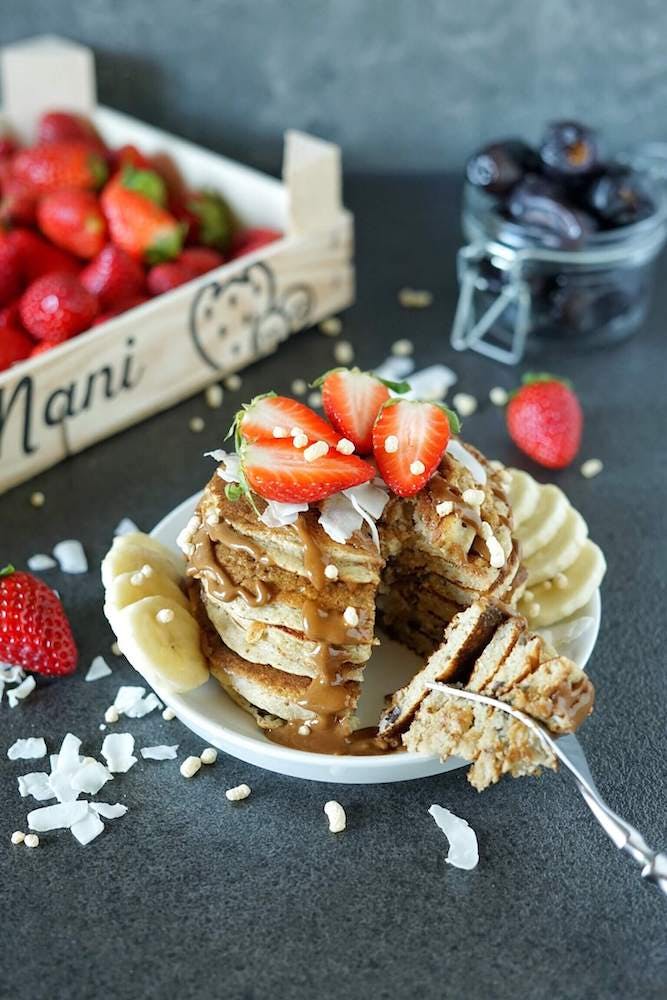 Date and coconut pancakes