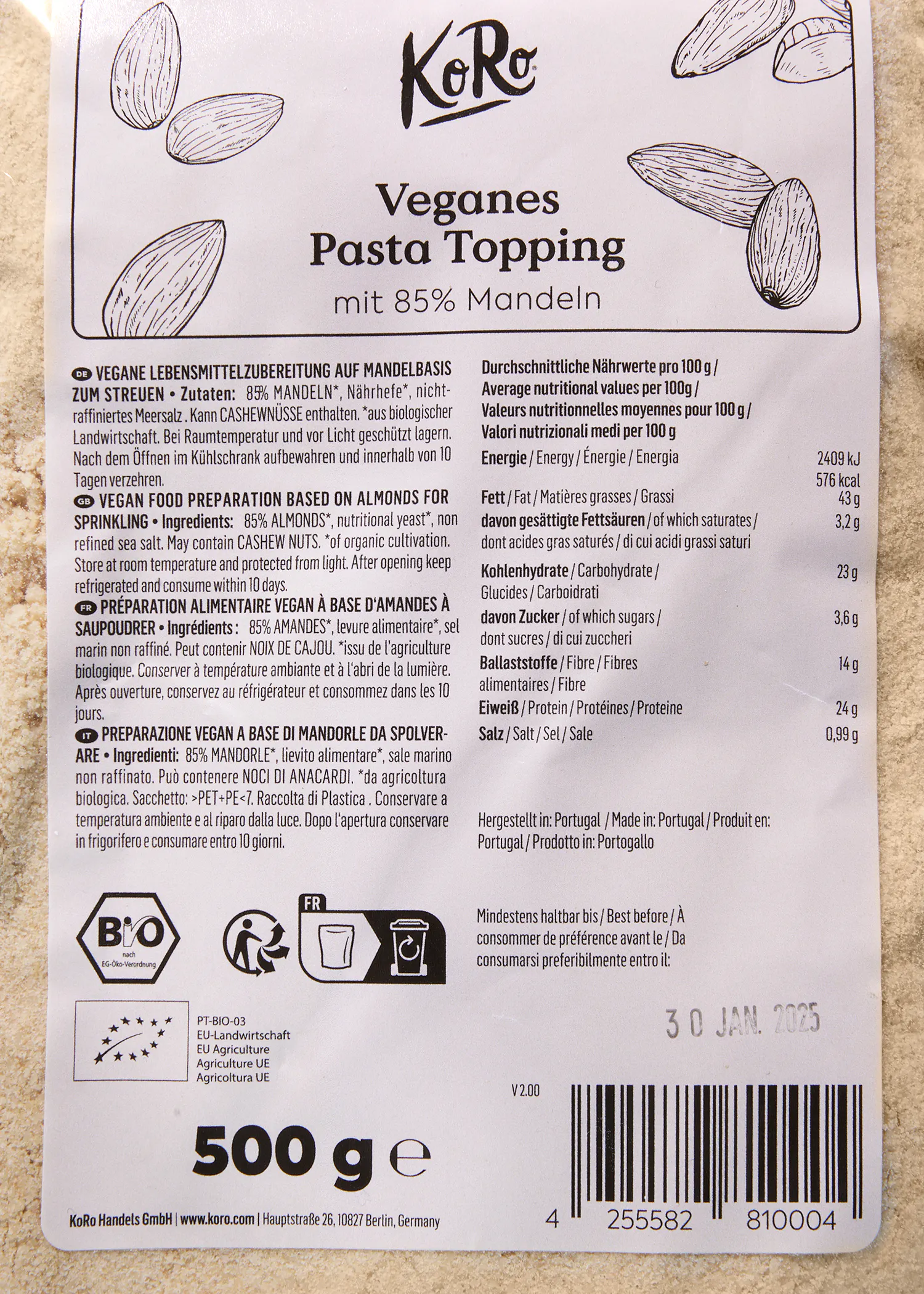 die Rückseite eines Pakets mit 500 g veganes Pastatopping mit 85 % Mandeln