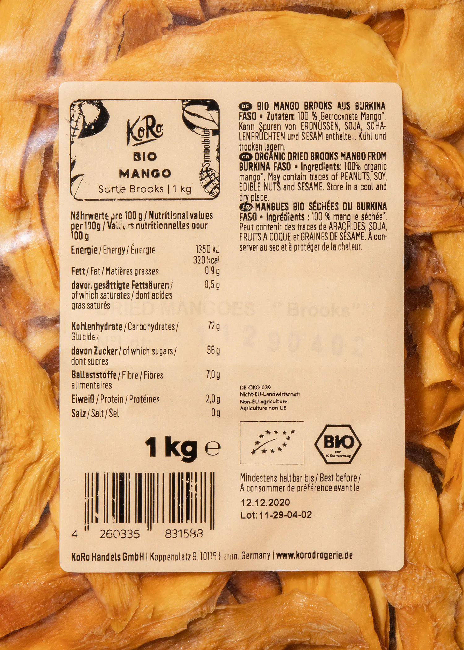 l' étiquette d' un sac de mangue bio montre les valeurs nutritionnelles