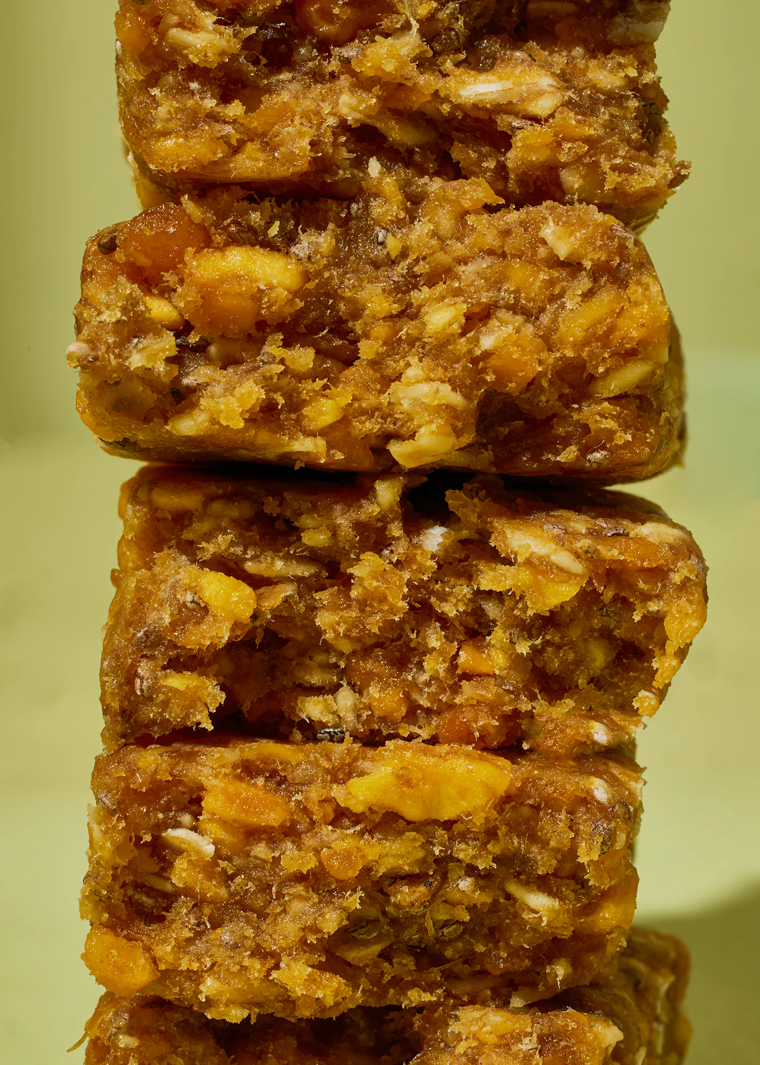 un tas de biscuits empilés les uns sur les autres