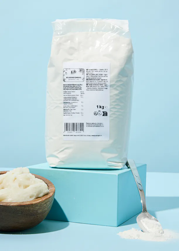 ein weißer Plastikbeutel mit der Aufschrift " 1 kg "