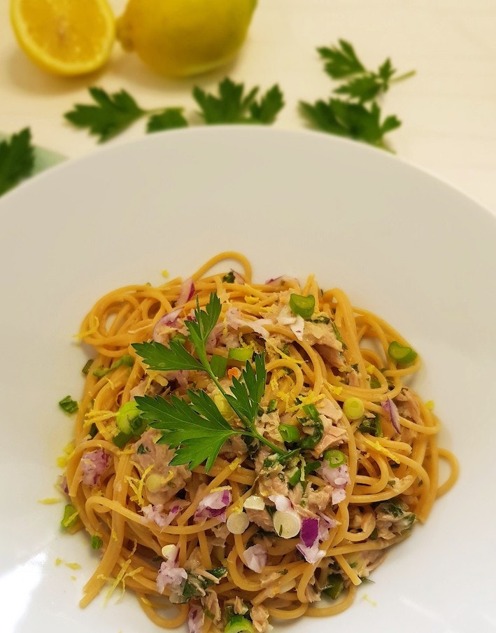 Zitronen-Thunfisch-Pasta Rezept | KoRo Austria Zitronen-Thunfisch-Pasta Rezept | KoRo Austria