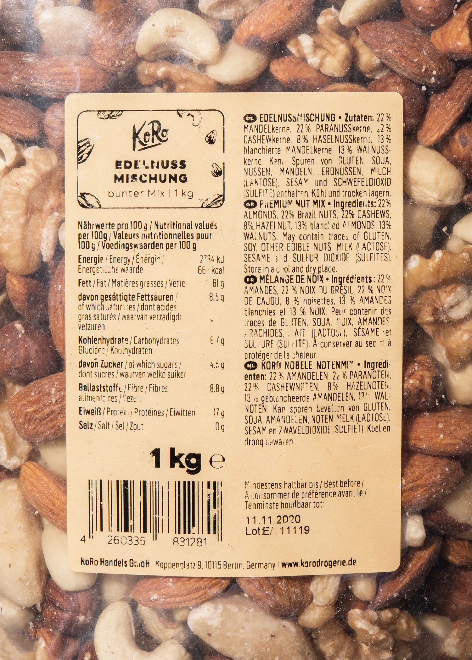 l' étiquette d' un mélange de noix de 1 kg