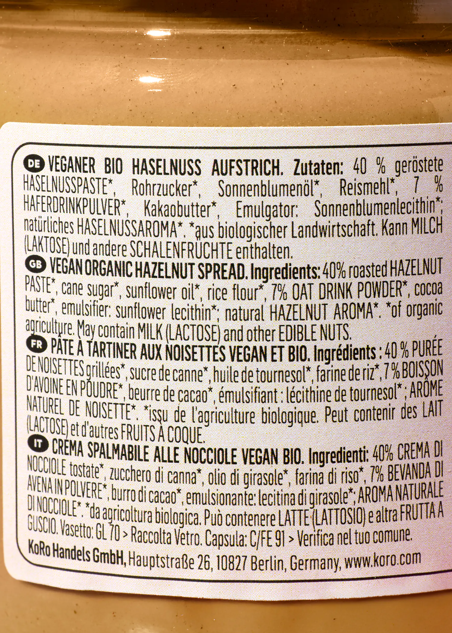 zutatenliste für einen veganen bio-haselnussaufstrich in deutscher sprache.