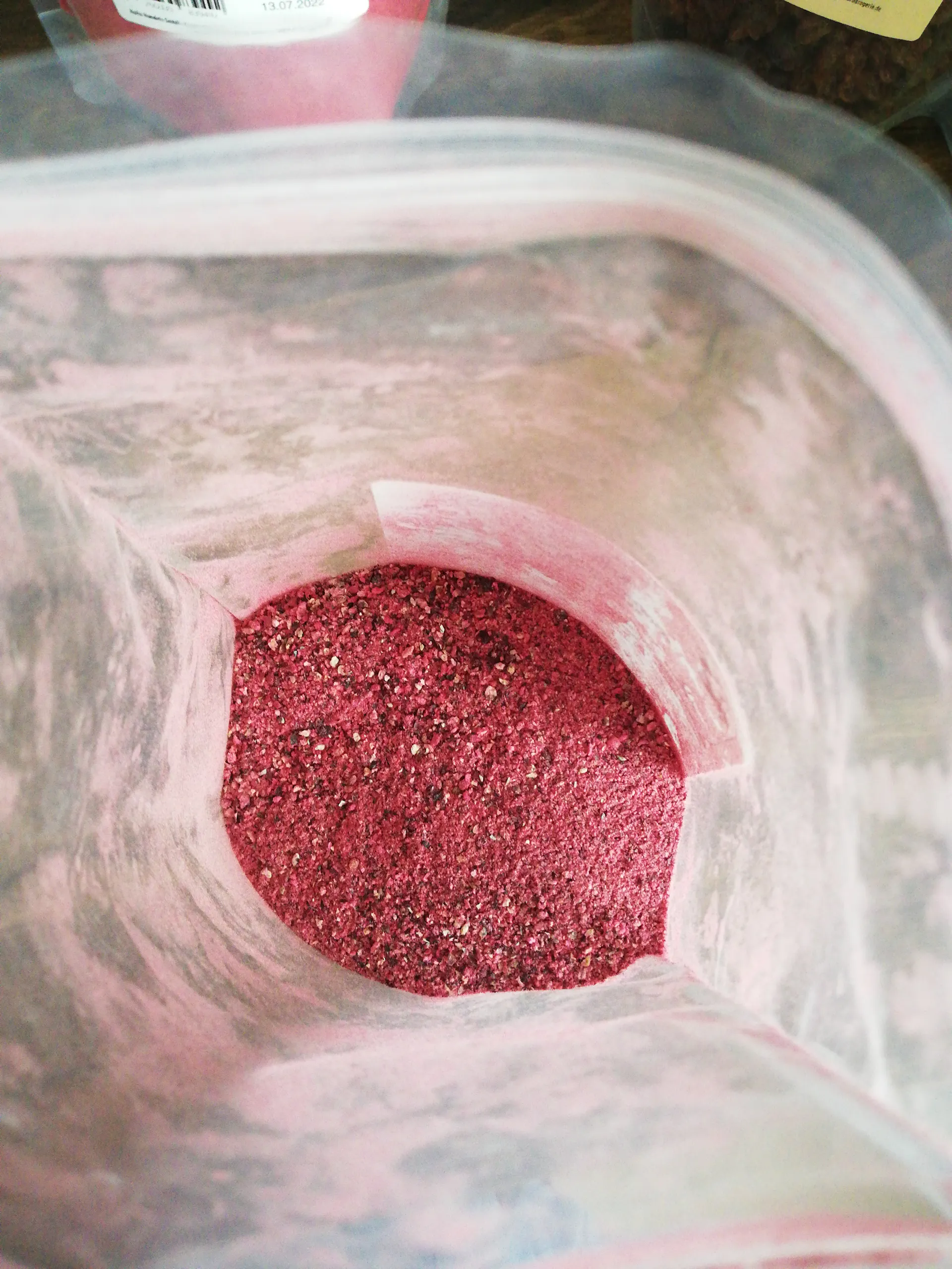 Buy freeze-dried blackcurrant powder | KoRo