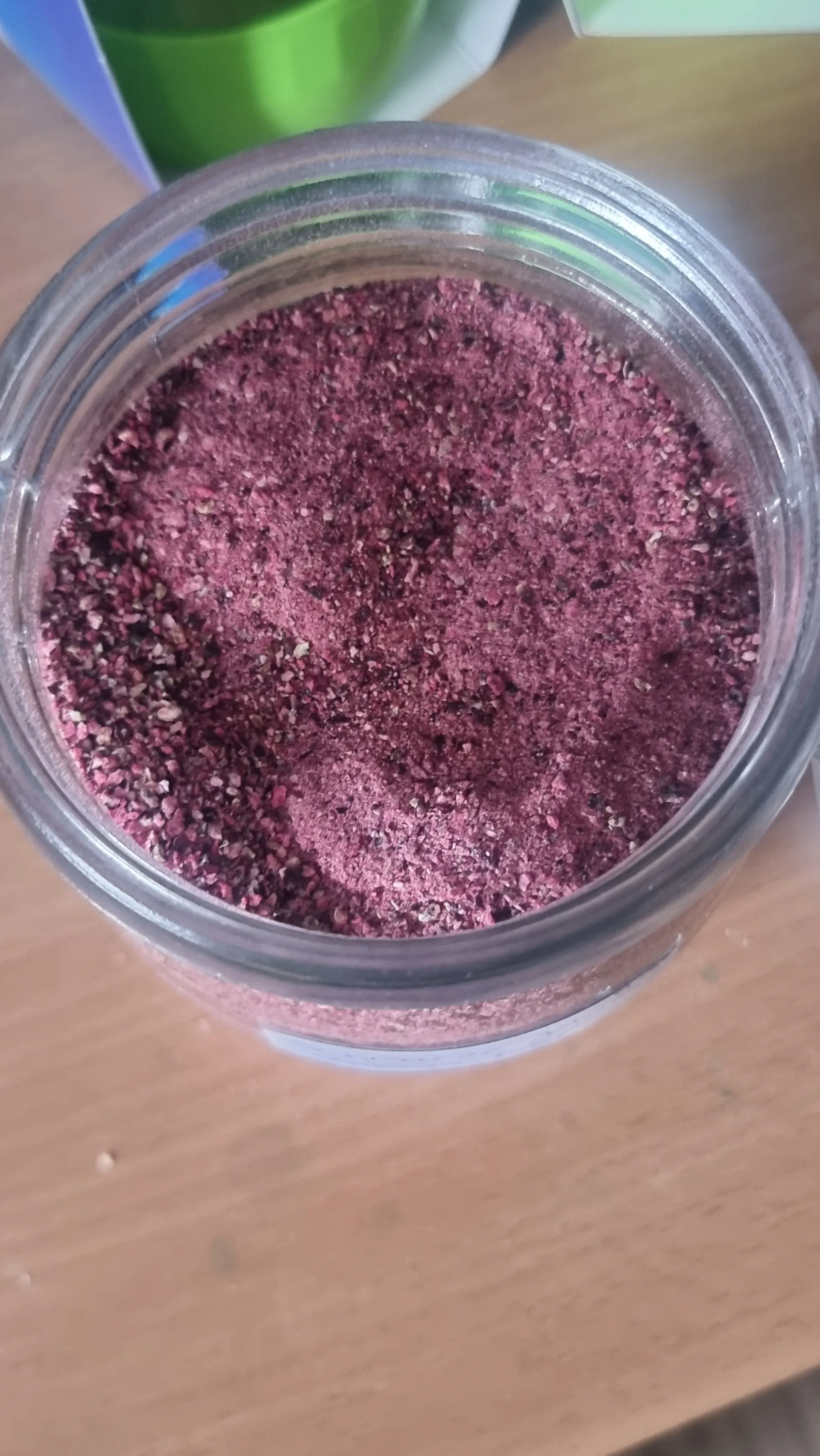 Buy freeze-dried blackcurrant powder | KoRo