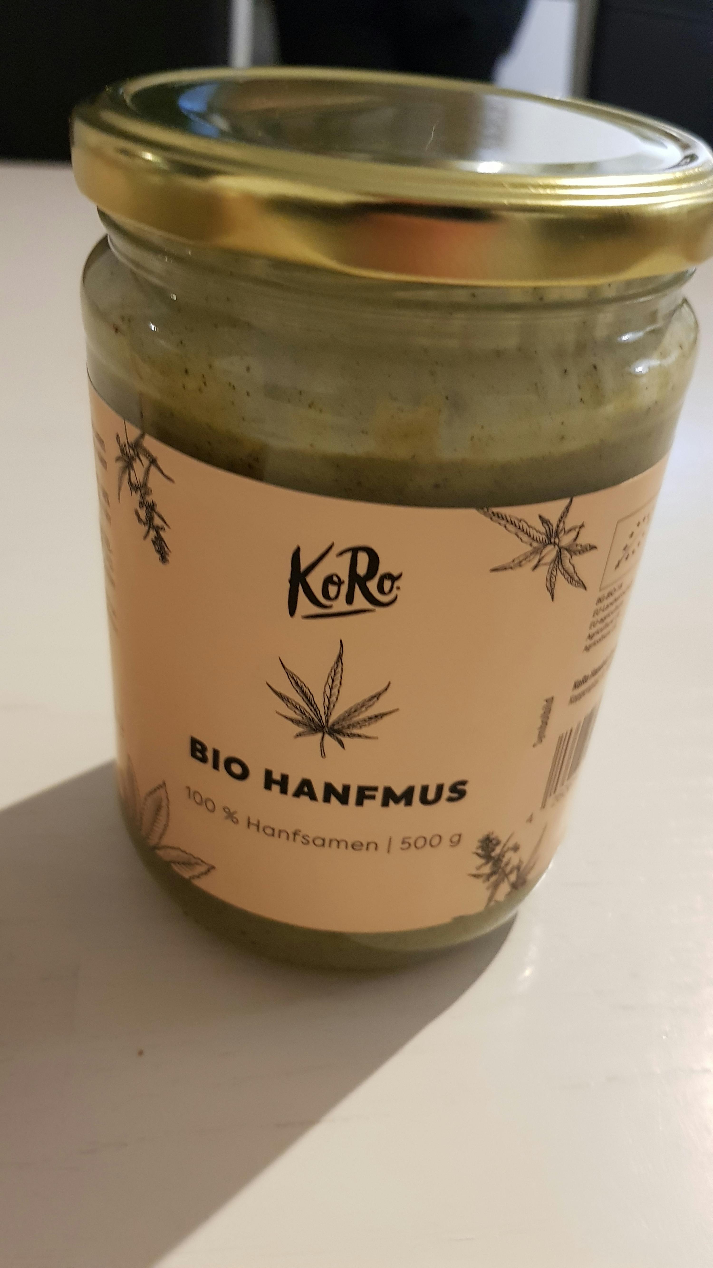 un barattolo di bio hanfmus è seduto su un tavolo