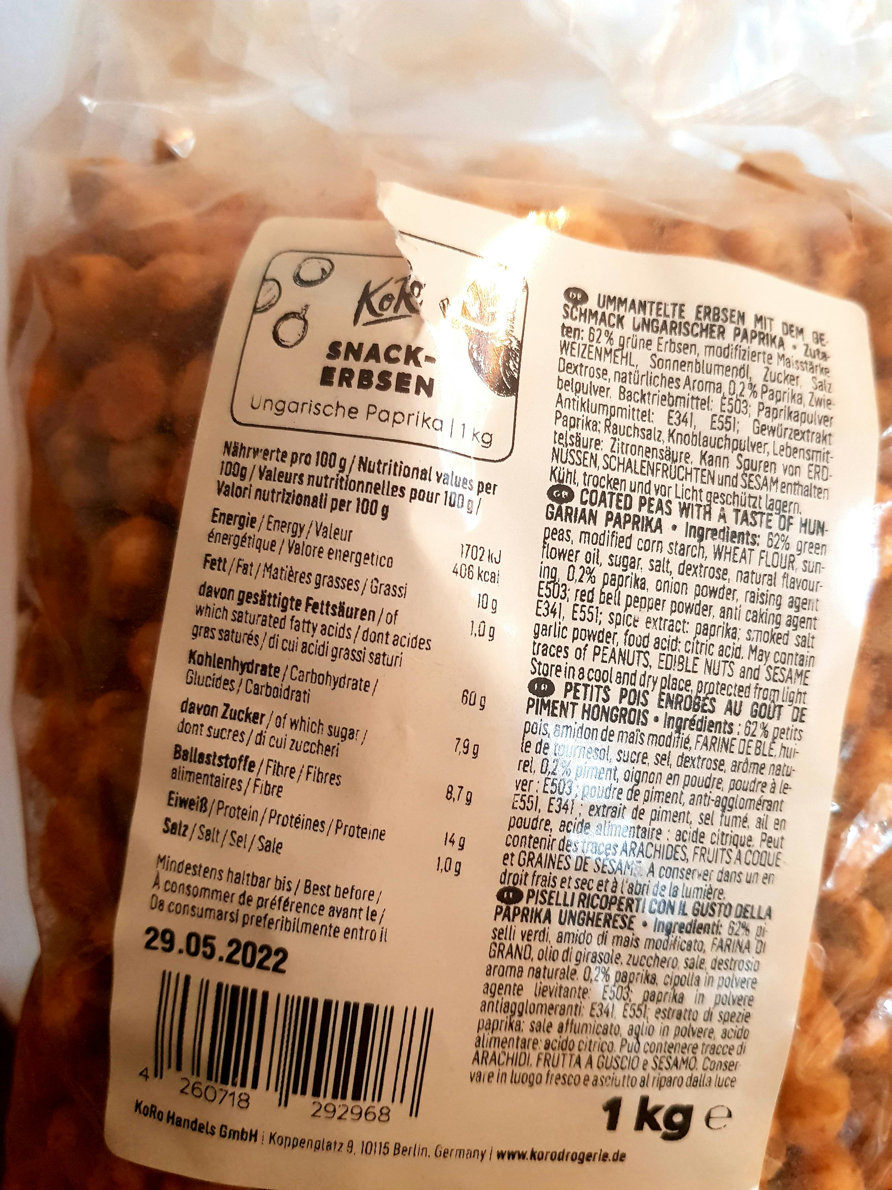 l' etichetta di un sacchetto di paprika è in lingua italiana