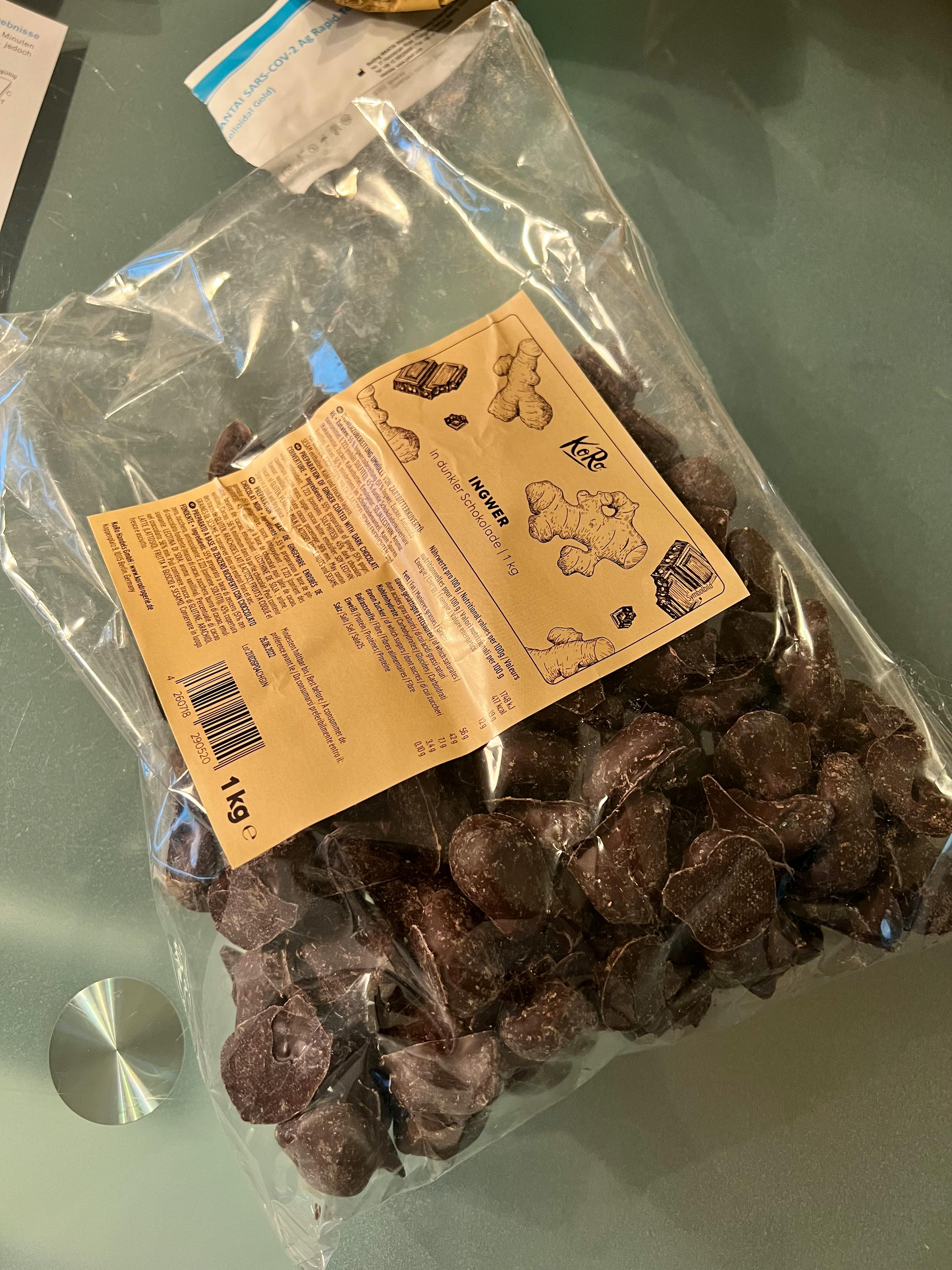 a bag of chocolate chips with a label that says ginger on it
