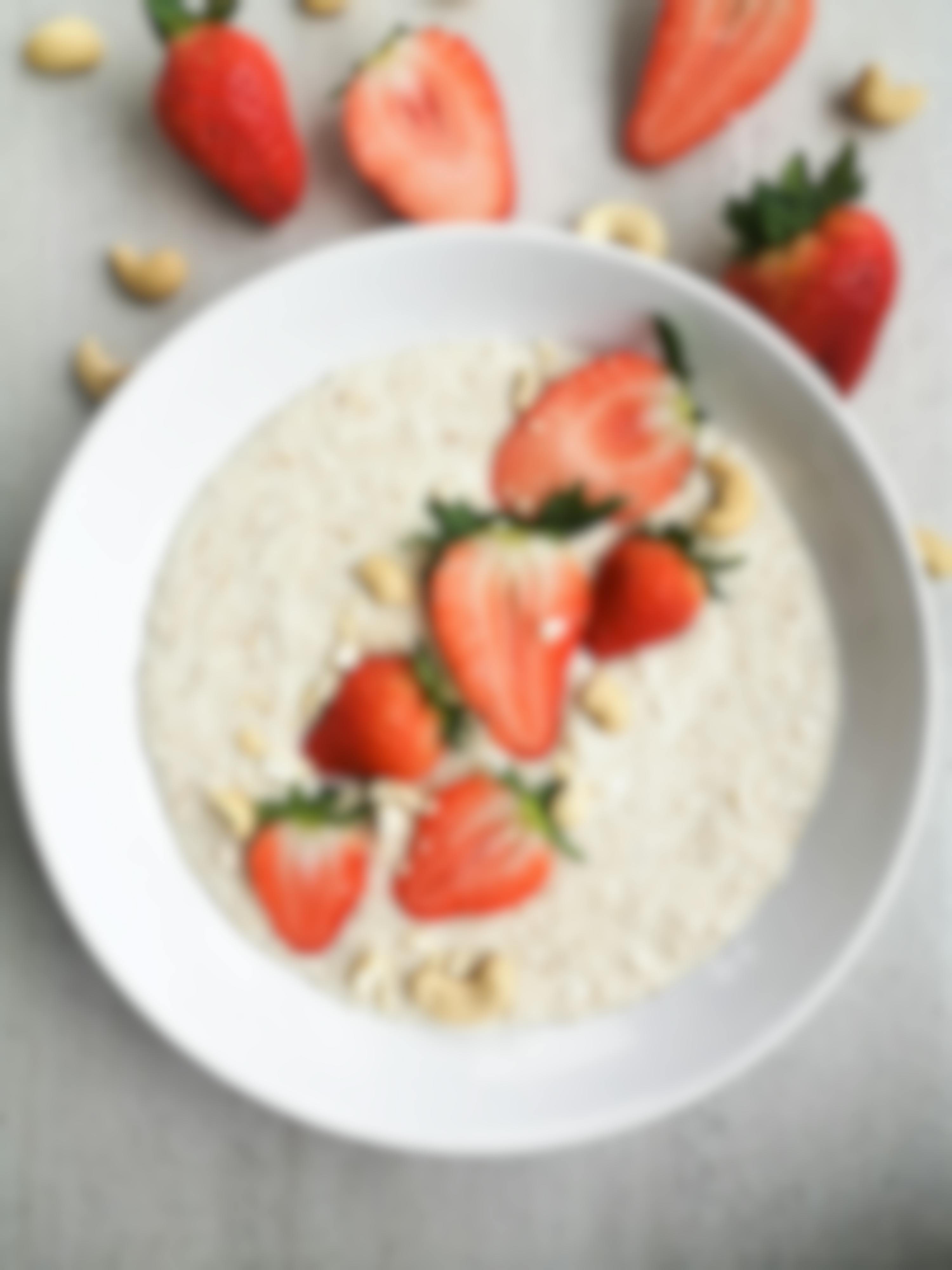 Porridge fraises - cajou