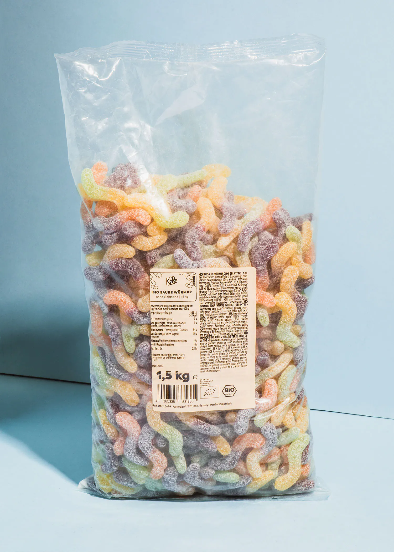 a bag of candy with a label that says 1,5 kg on it