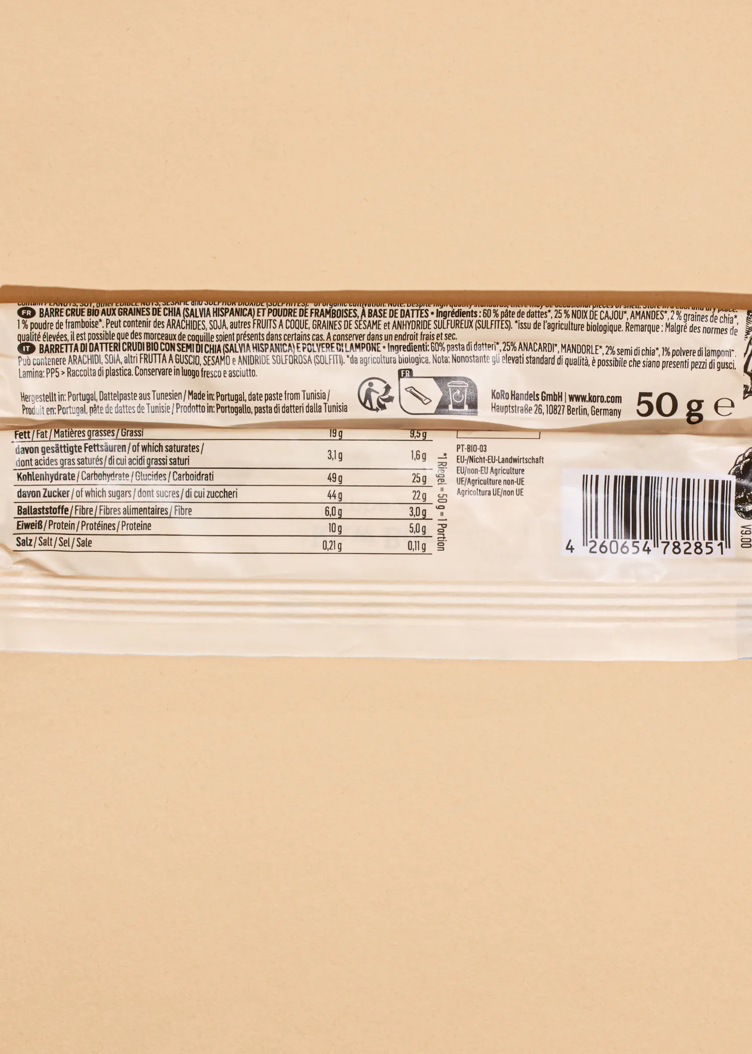 l' arrière d' un paquet de biscuits avec des données nutritionnelles