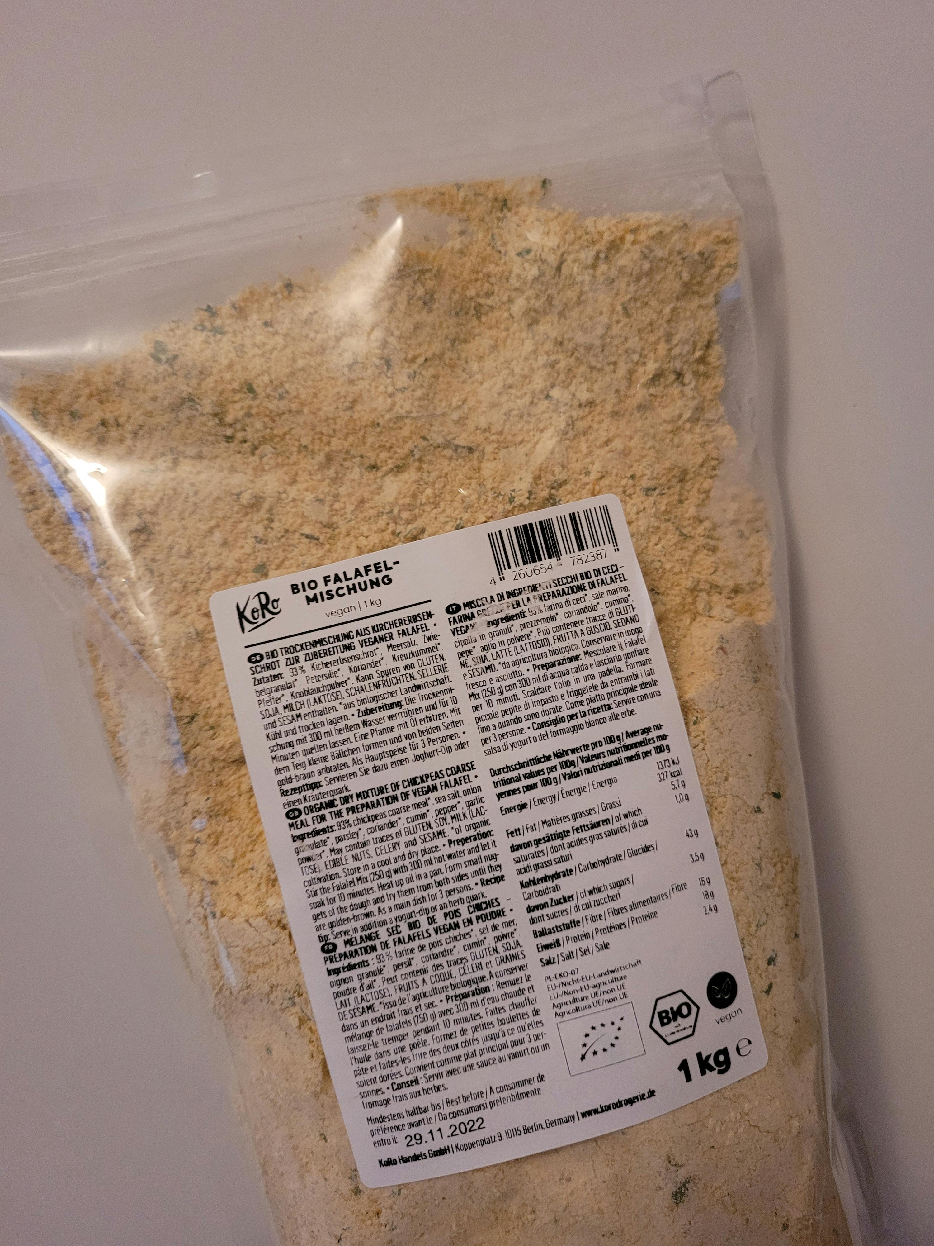 ein Plastikbeutel mit einem Etikett auf der Rückseite und einem Gewicht von 1kg