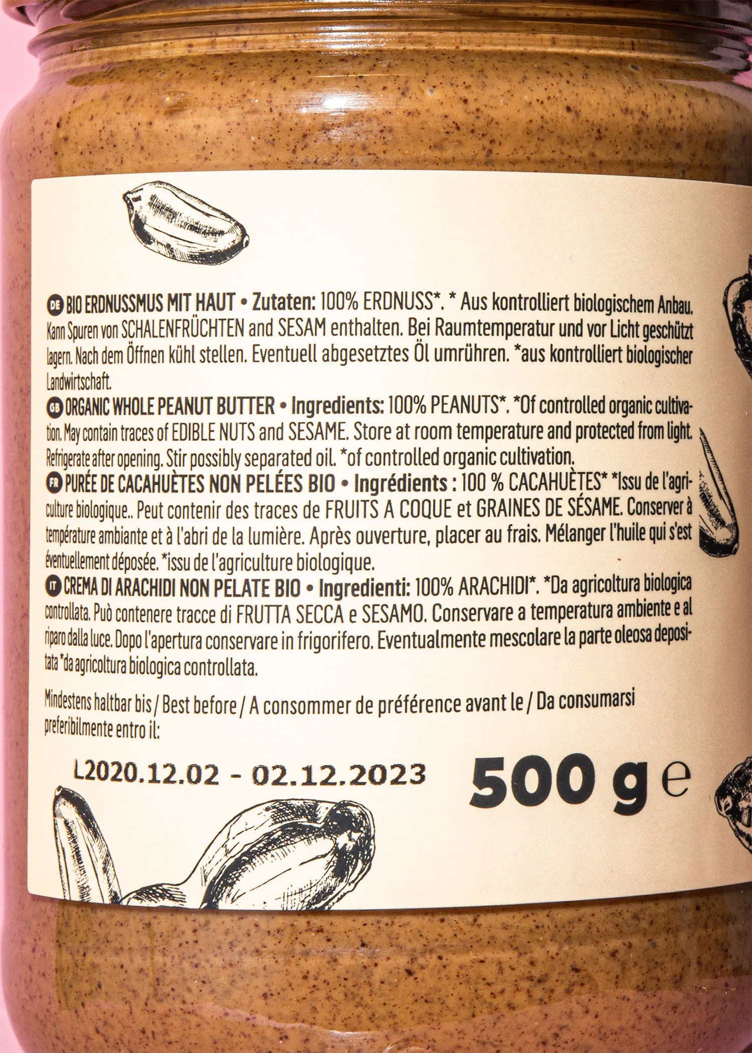 l' arrière d' une bouteille de beurre d' arachide bio 500g