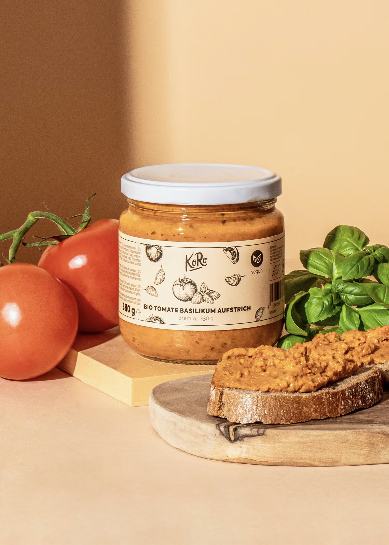 Organic tomato and basil spread 380 g