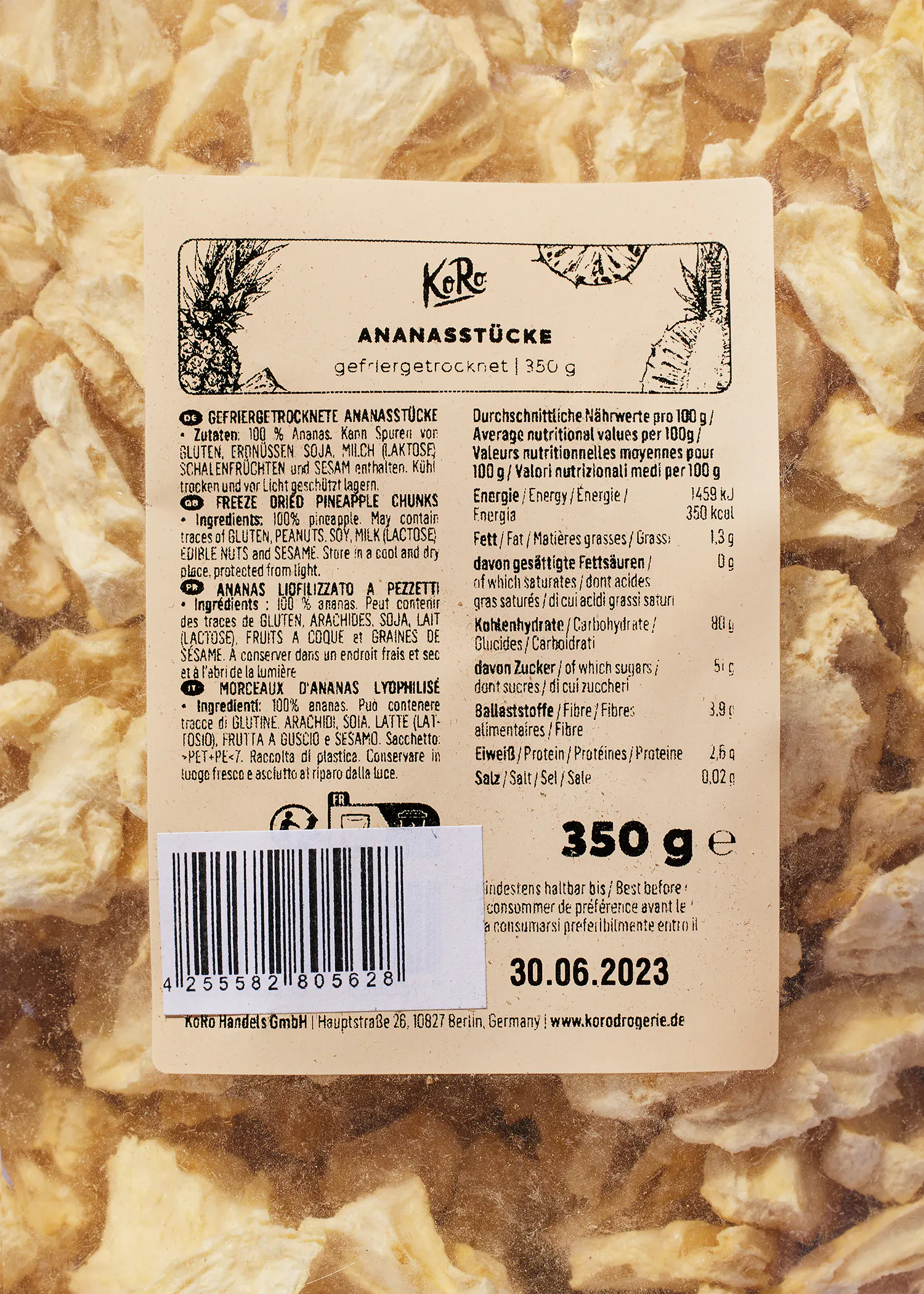 the back of a package of dried pineapple chunks with the date 30.06.2023