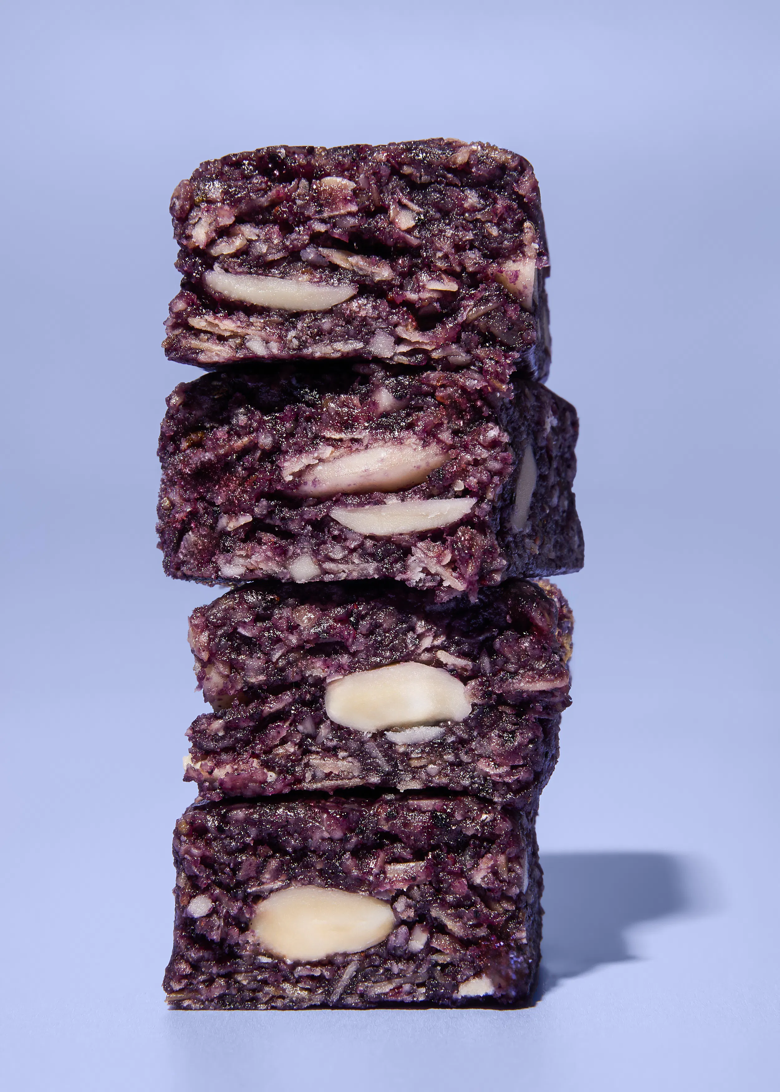 Organic blueberry & lemon oat bar 60g  hover