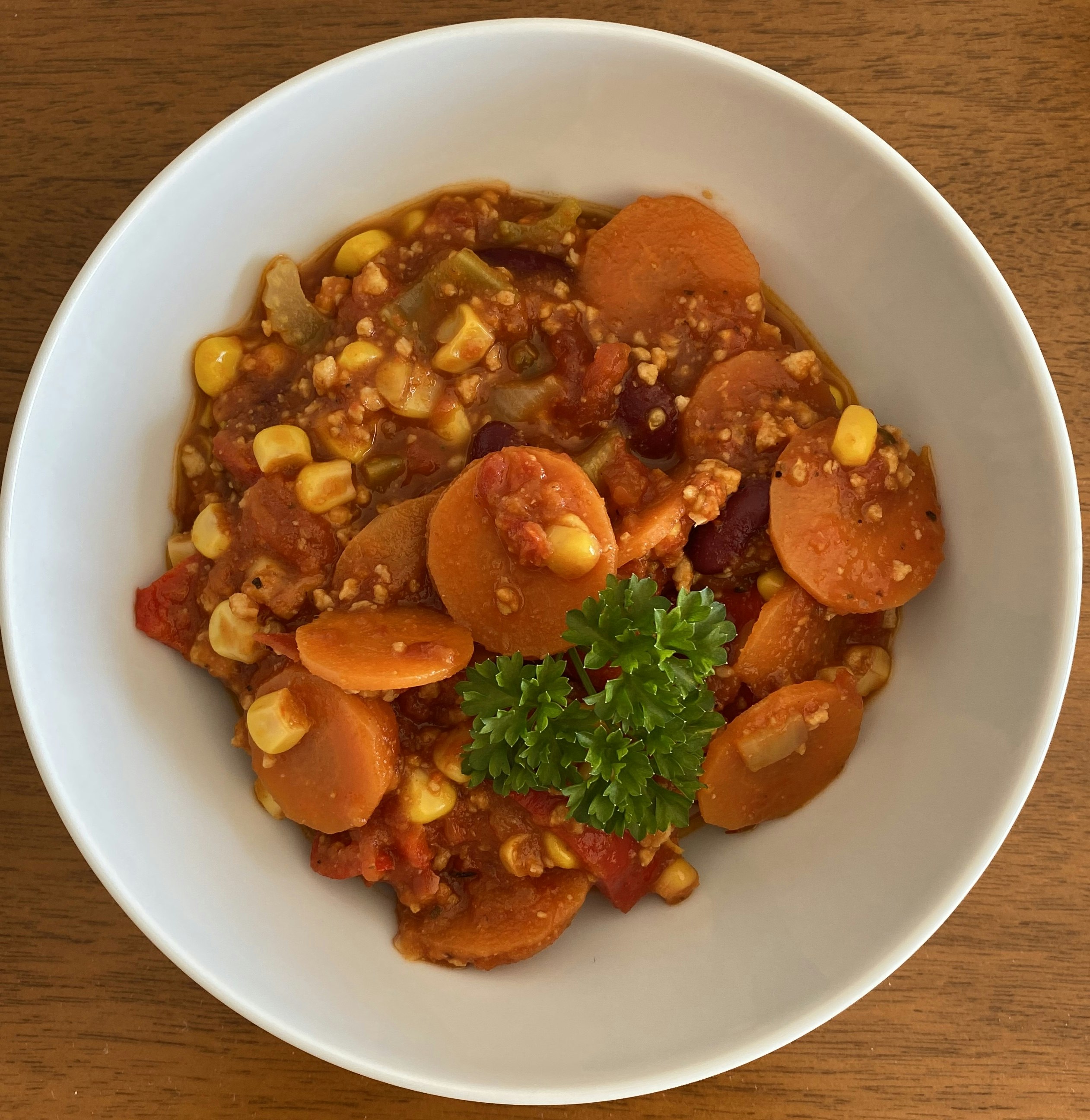 Veganes Chili mit Soja-Geschnetzeltem | KoRo Austria