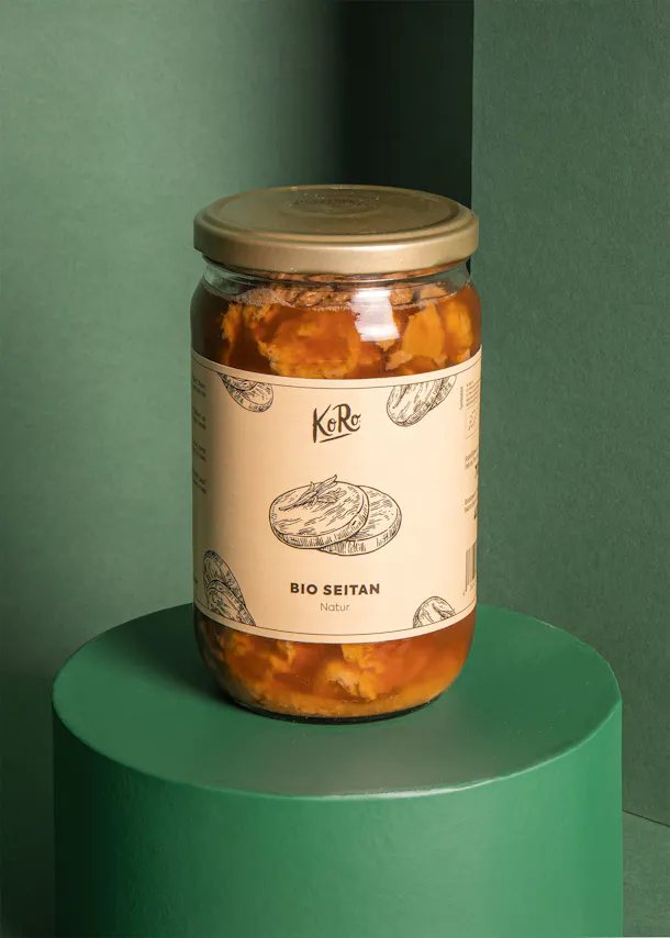 ein Glas mit einem Etikett mit der Aufschrift bio seitan natur
