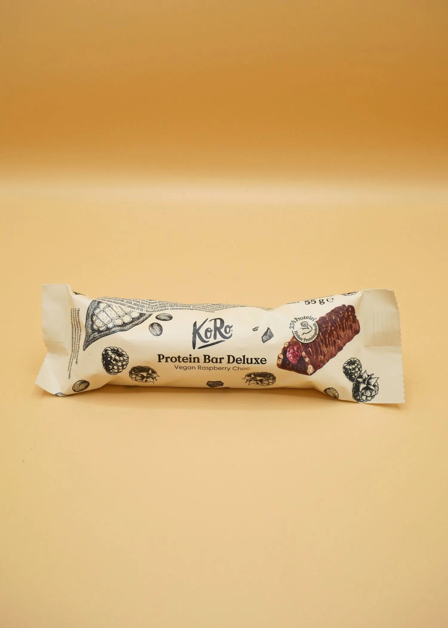 eine weiße verpackte proteinbar deluxe von karo