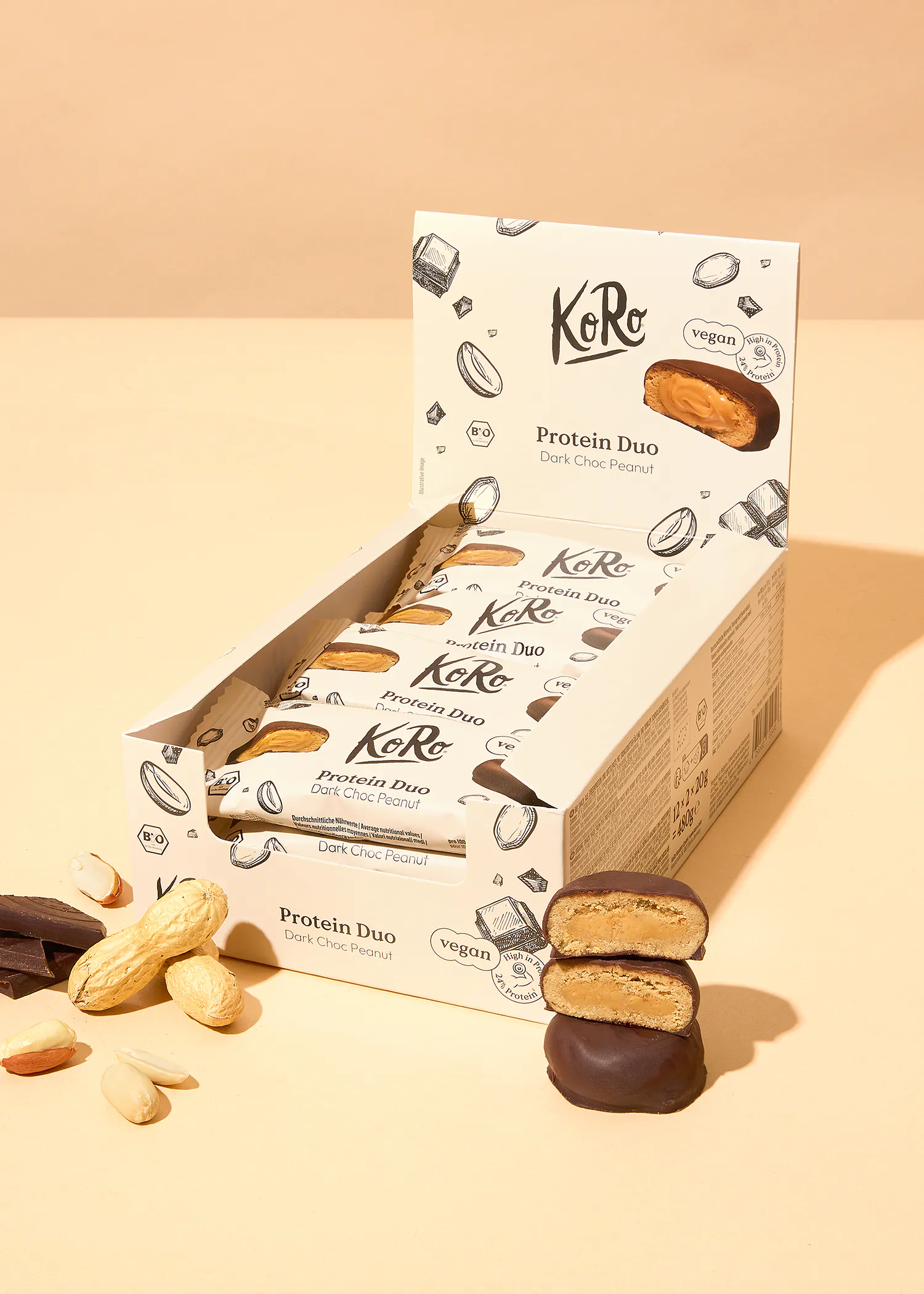 eine verpackte Reihe von protein duo dark chocolate peanuts