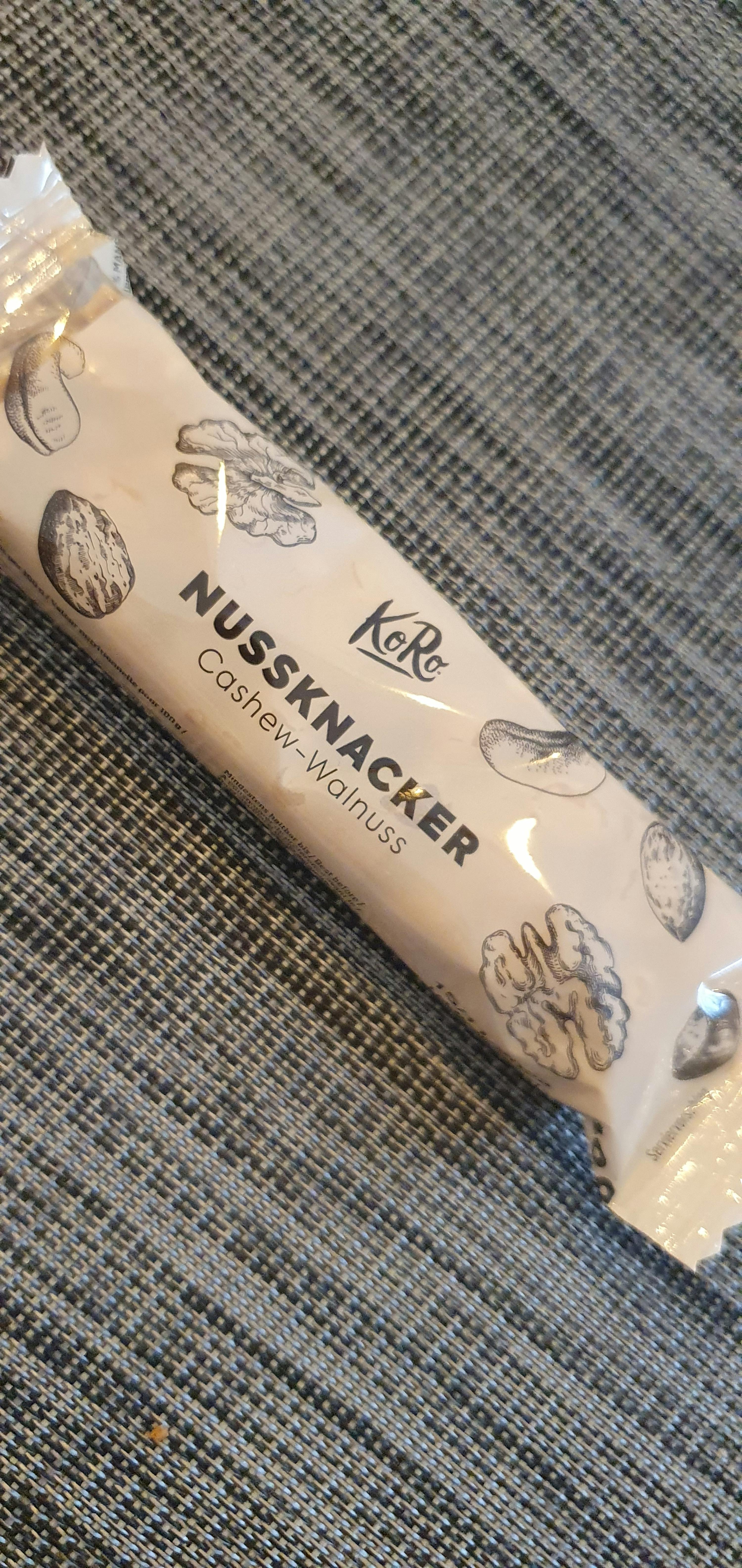 a package of nussknacker cashew-walnuts sits on a table