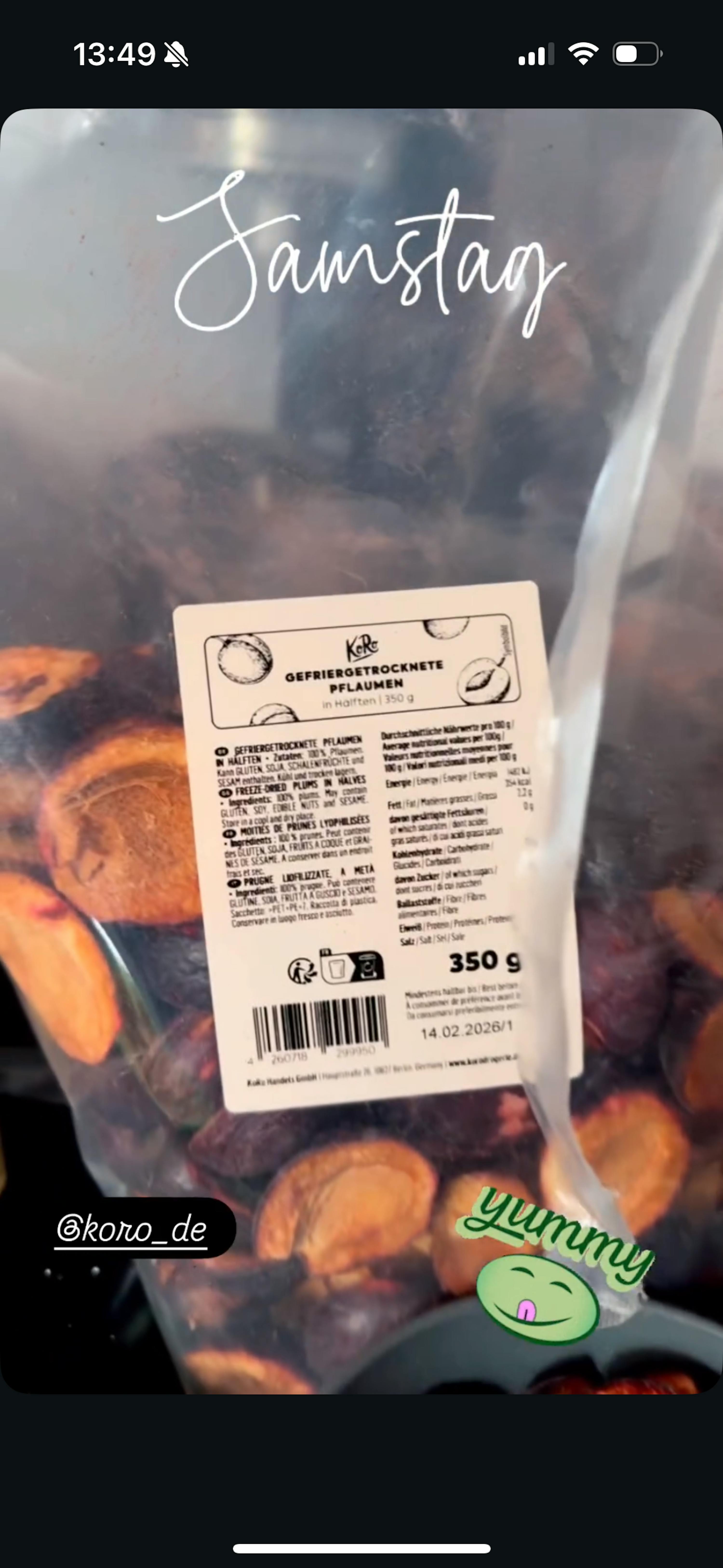 a phone screen shows a bag of food that says samstag on it