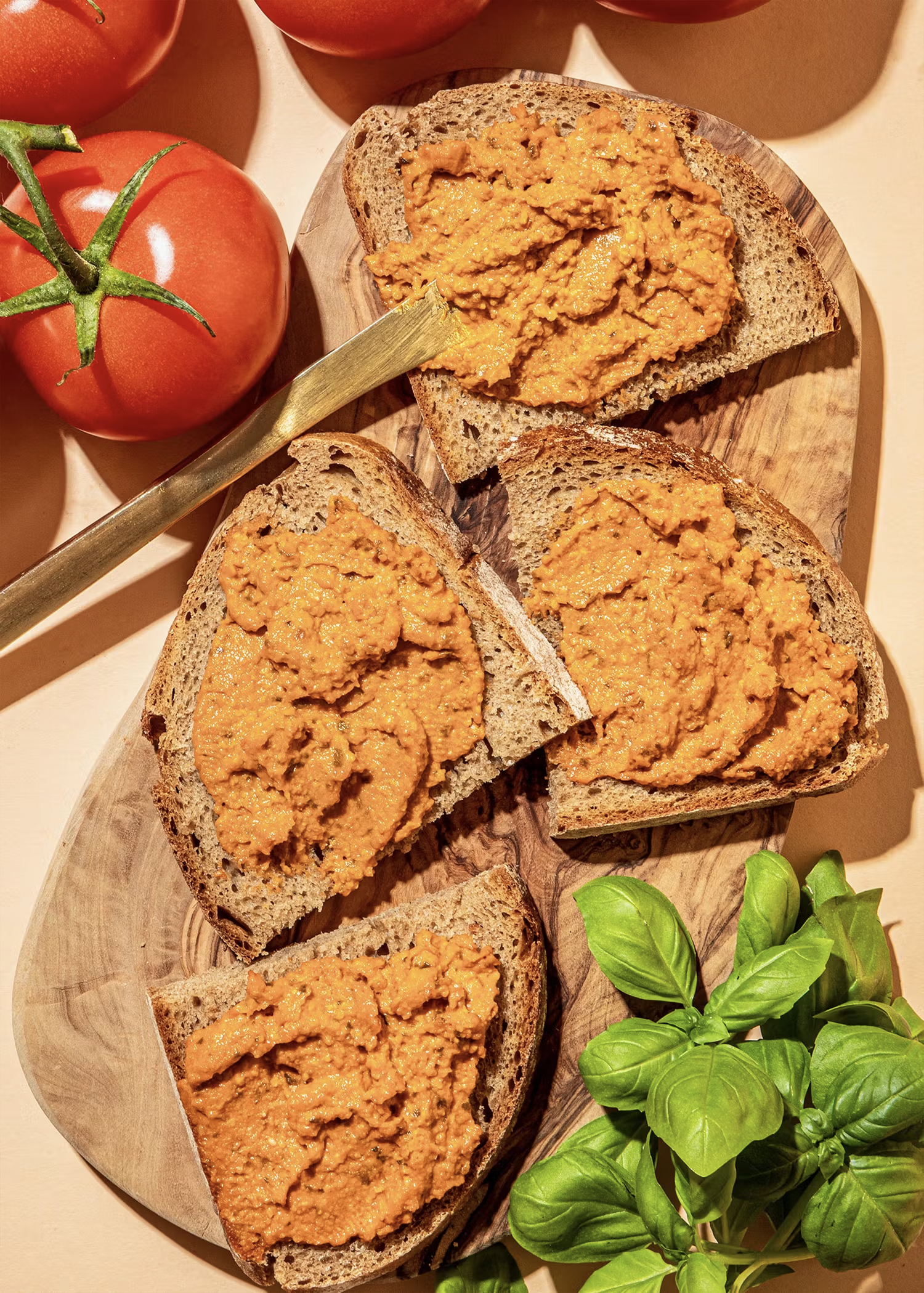 Organic tomato and basil spread 380 g