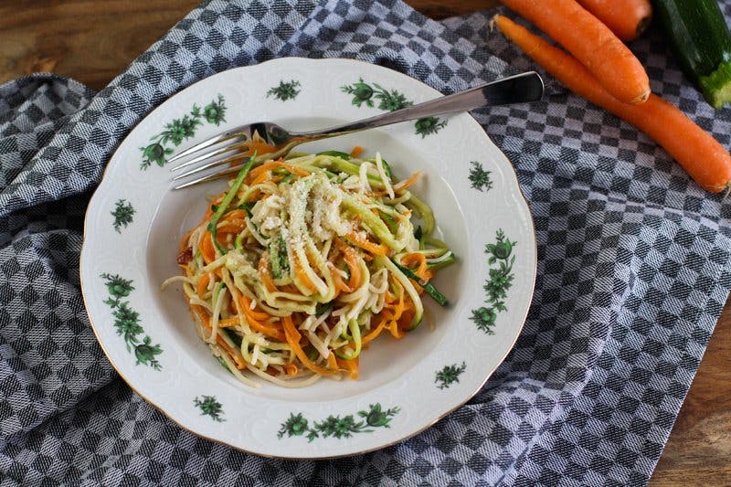 Leckere Nudelalternative aus Zucchini und Karotten