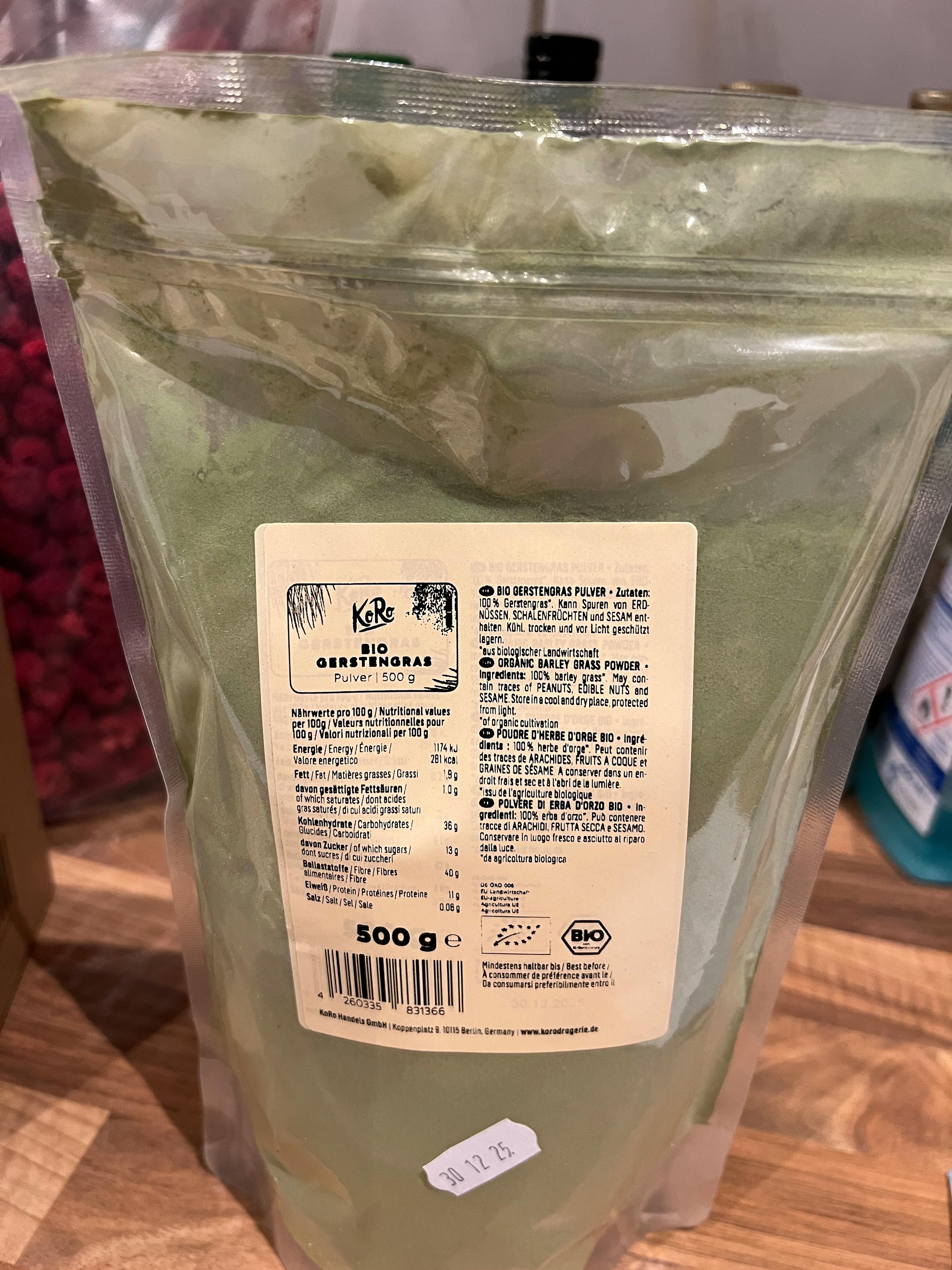 a bag of green powder has a label that says " bio " on it
