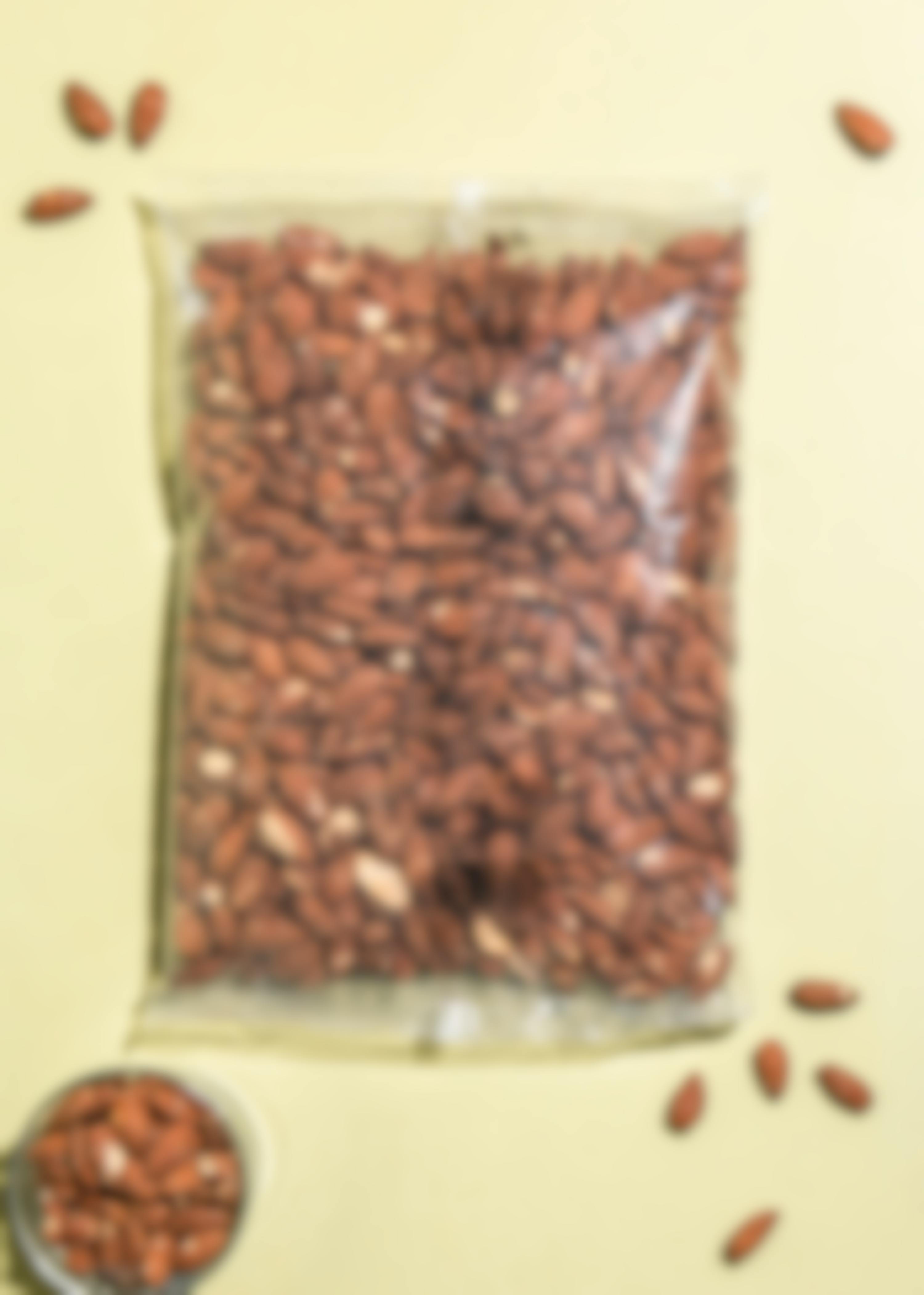 Roasted and salted almonds 1kg