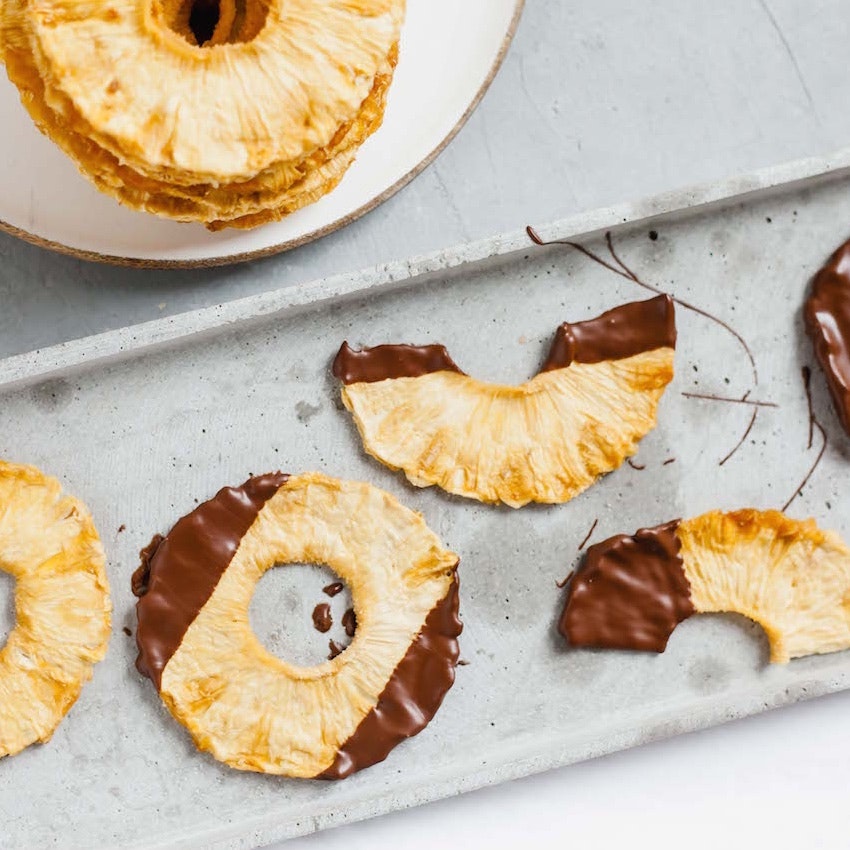 Fruchtige Ananasringe mit Schokolade | KoRo France