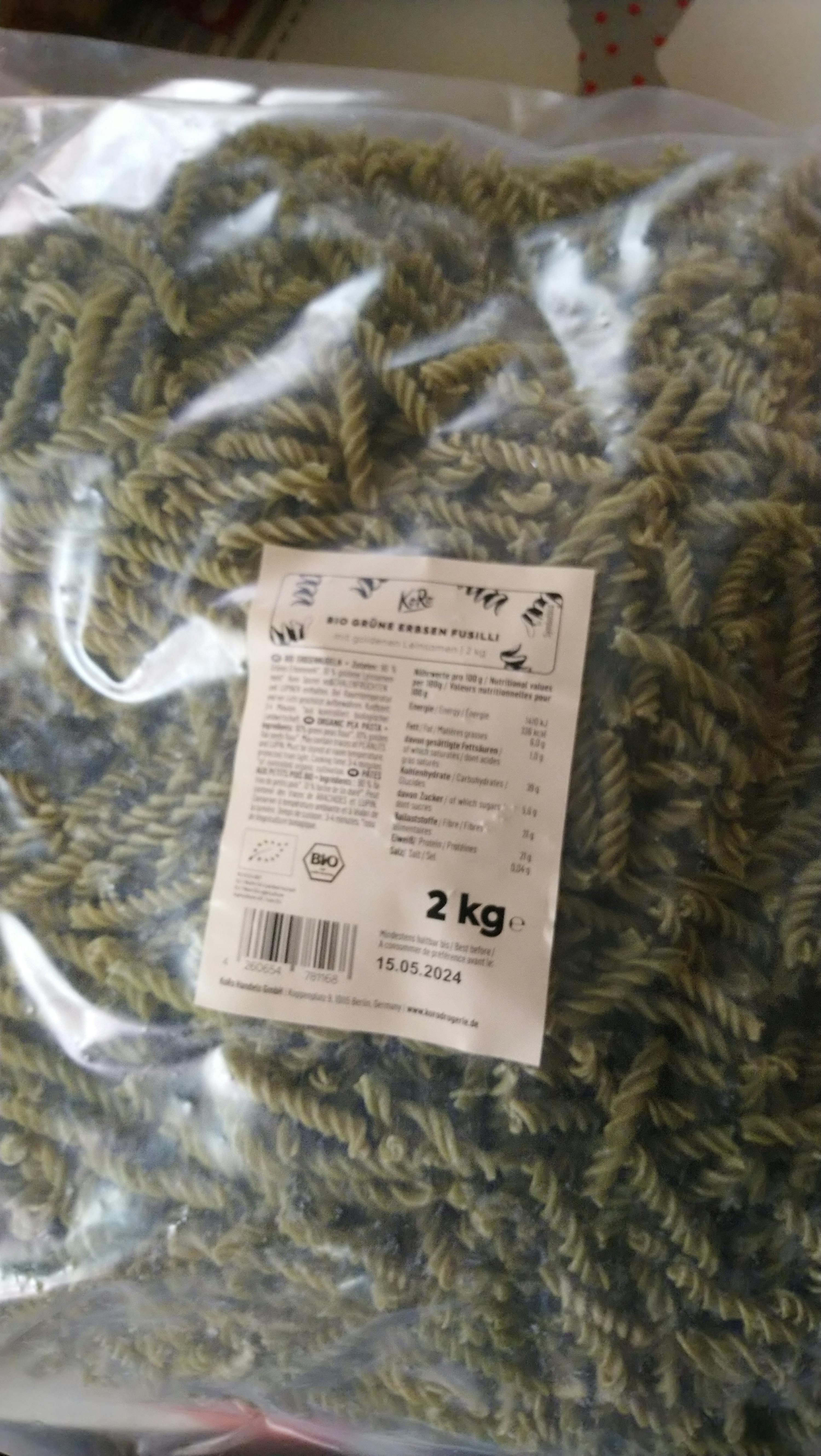 a bag of pasta with a label that says 2 kg