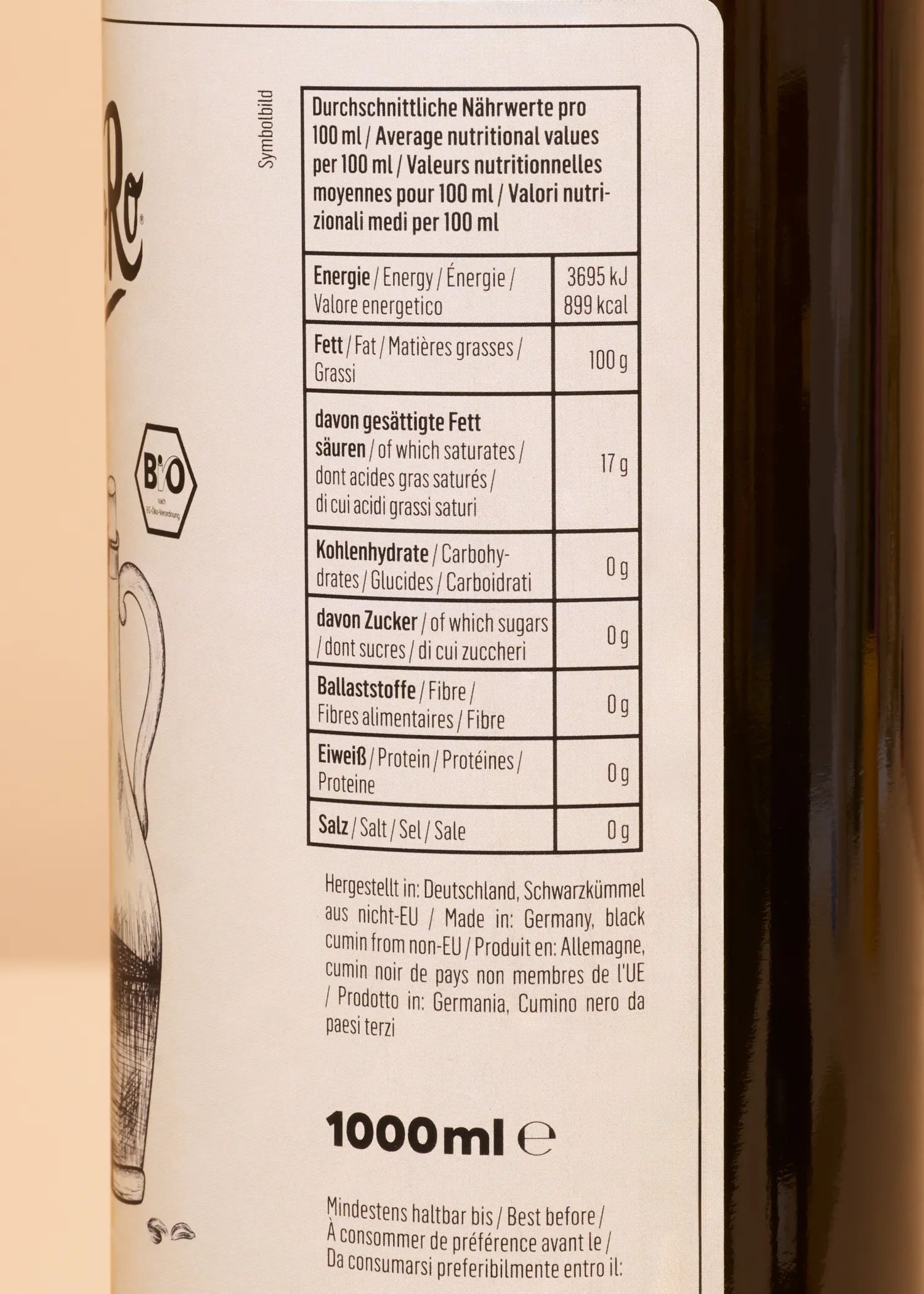 die Rückseite einer 1000ml-Flasche zeigt die Nährwerte
