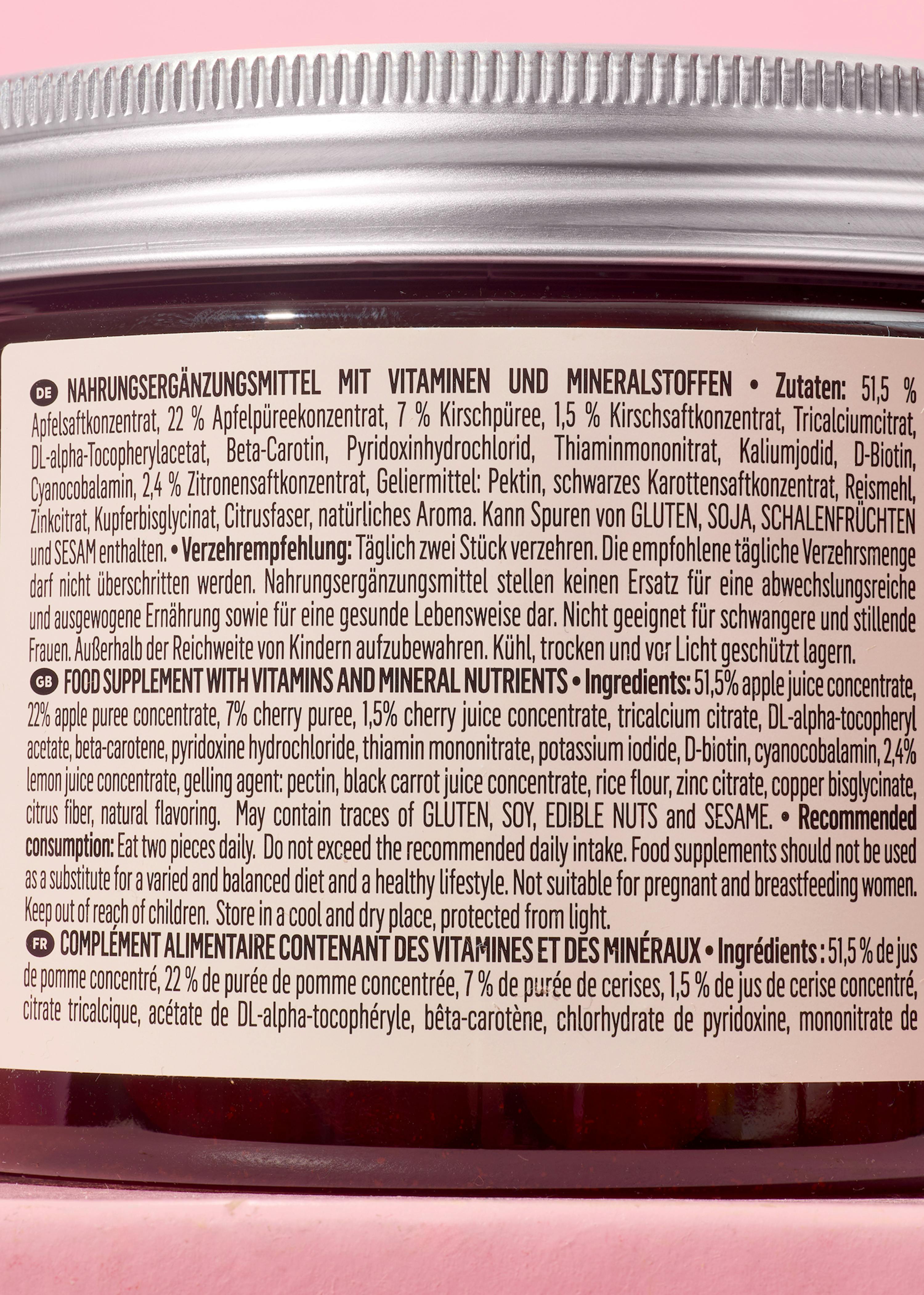the back of a jar of food supplement with vitamins and mineral nutrients