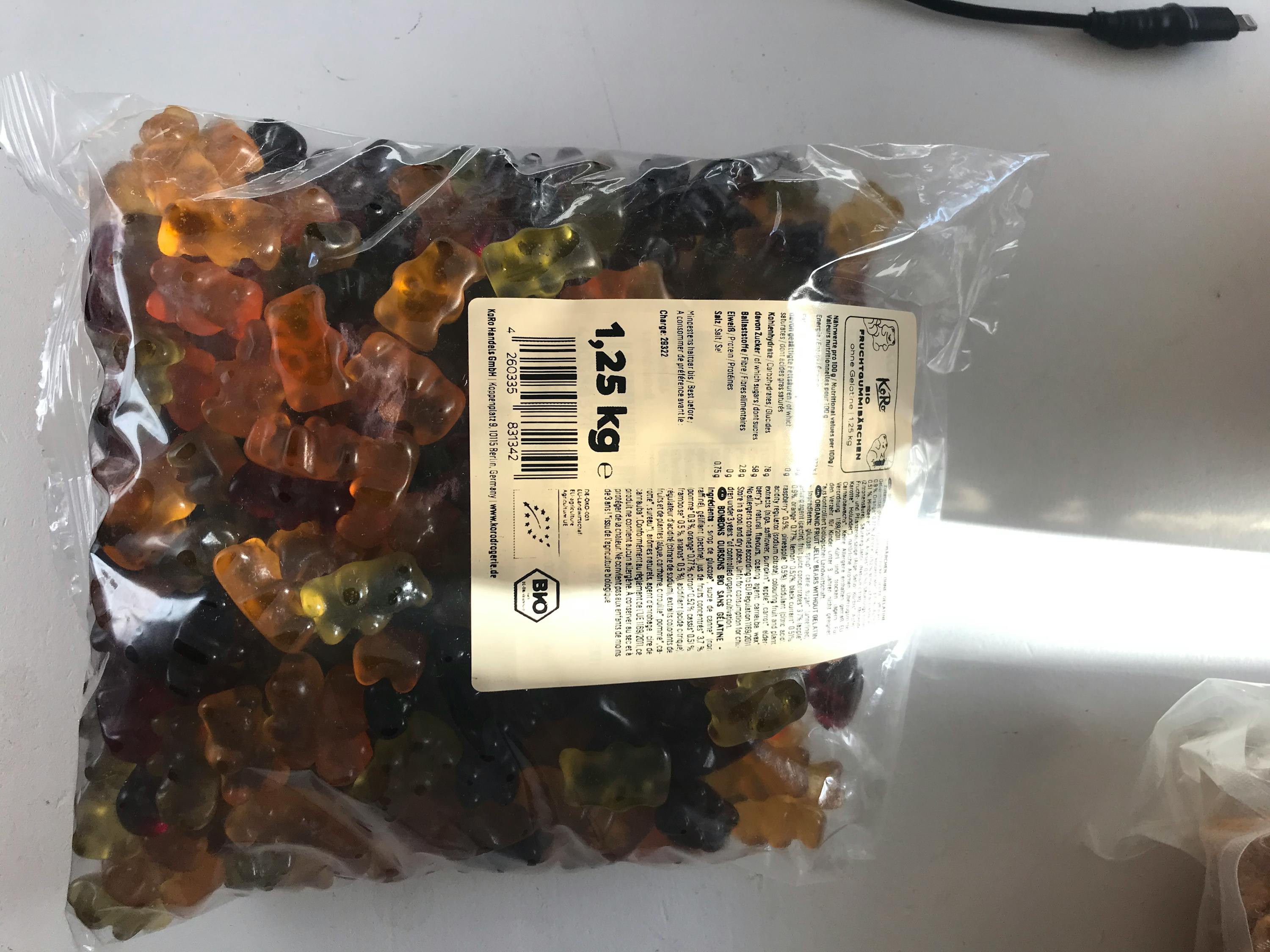 a bag of gummy bears with a label that says 1.25 kg