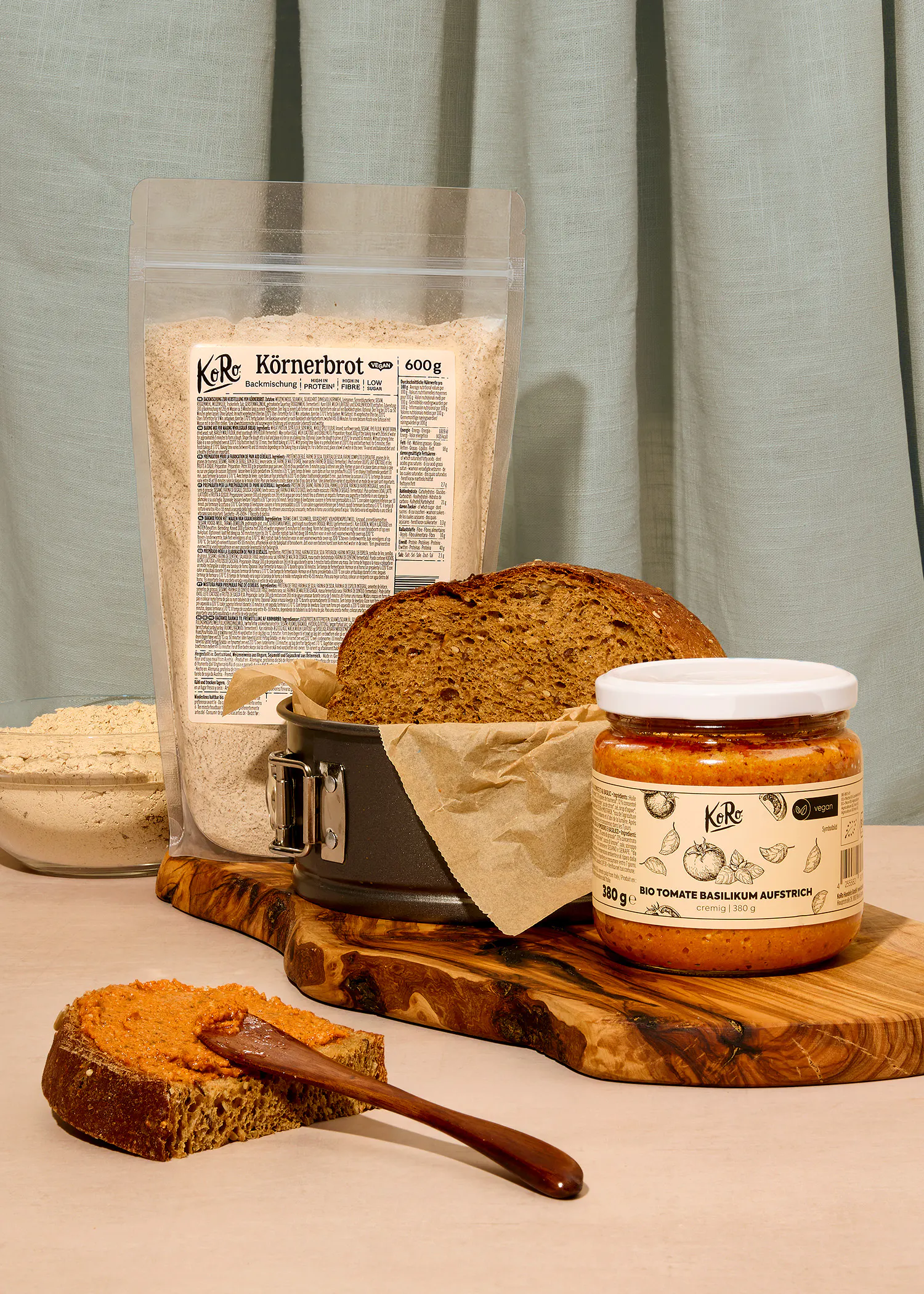 Set Bread & Spread con pane ai cereali