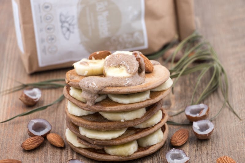 Vegane Pancakes mit Mandelmehl und Proteinpulver