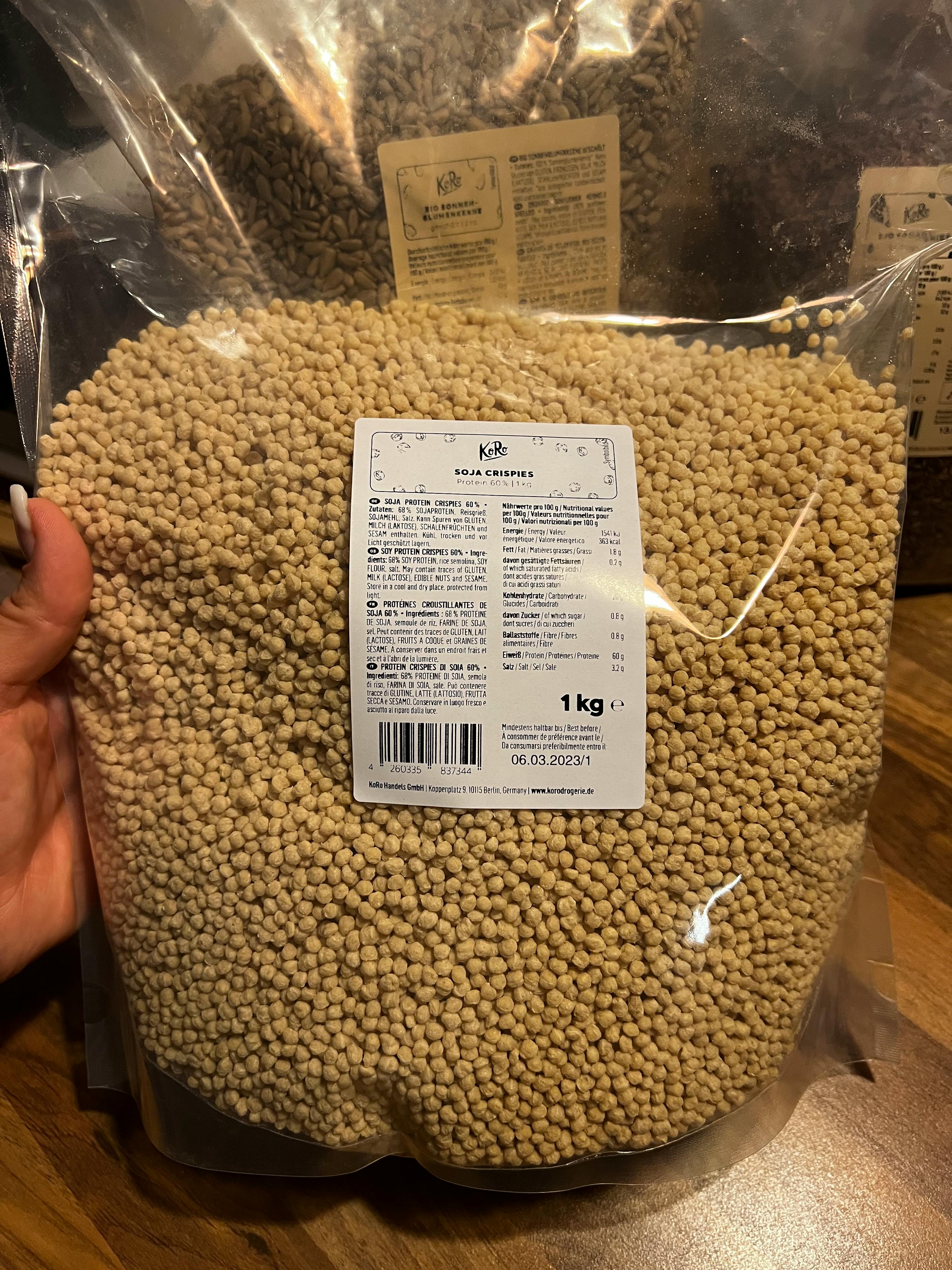 Buy soya protein crispies 60%