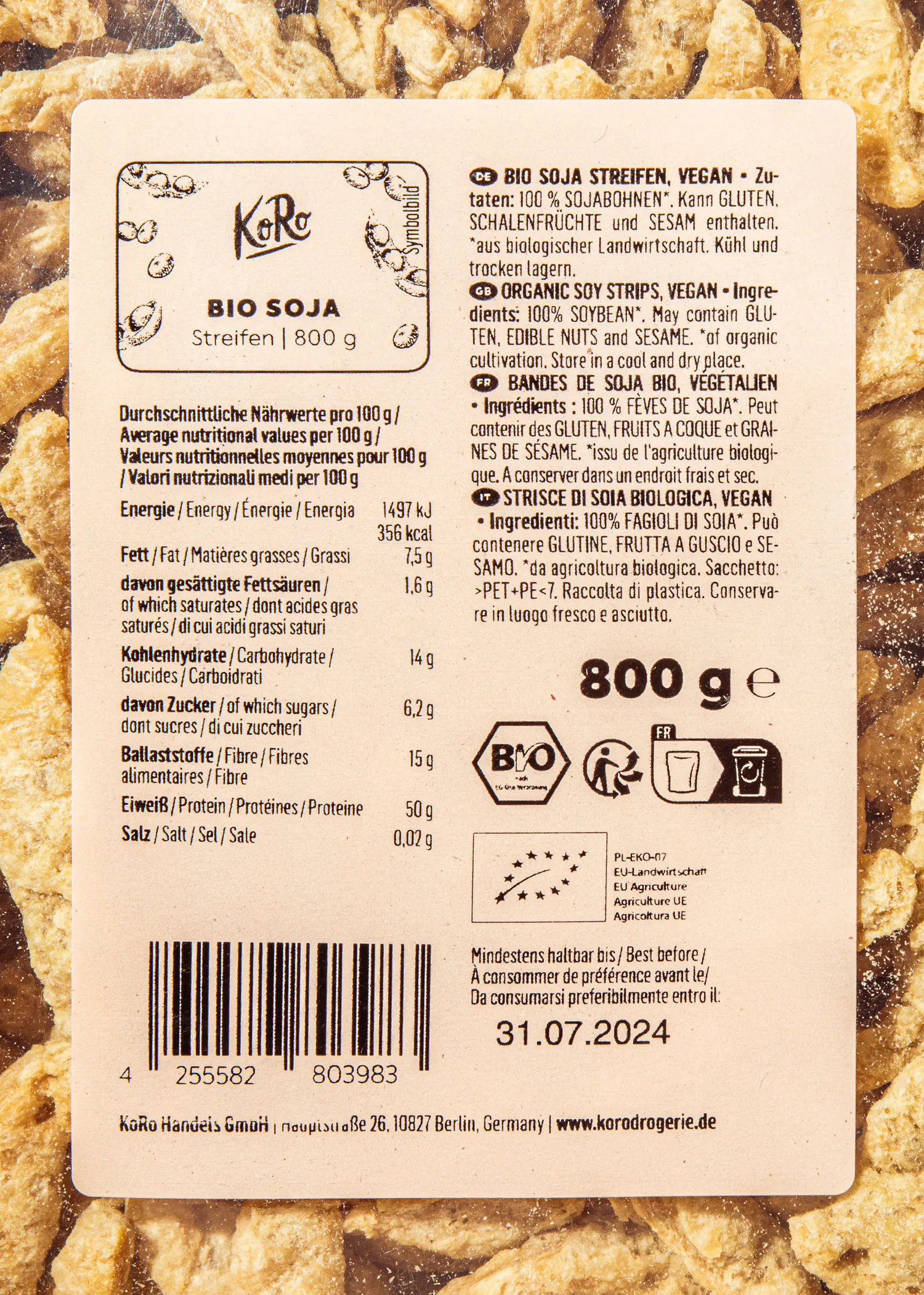 la etiqueta de un paquete de tiras de soja bio con un código de barras