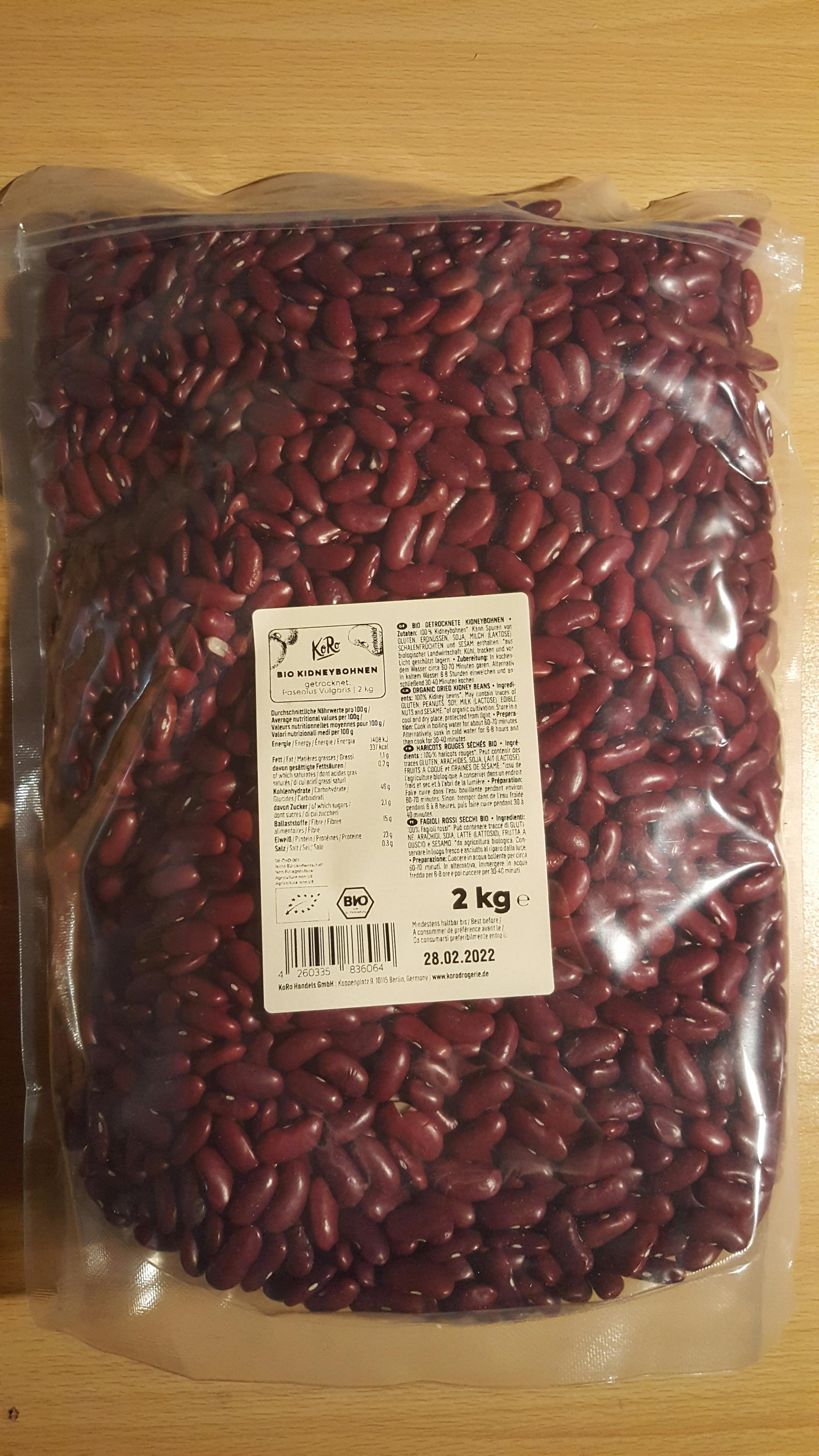 a bag of red beans has a label that says 2 kg