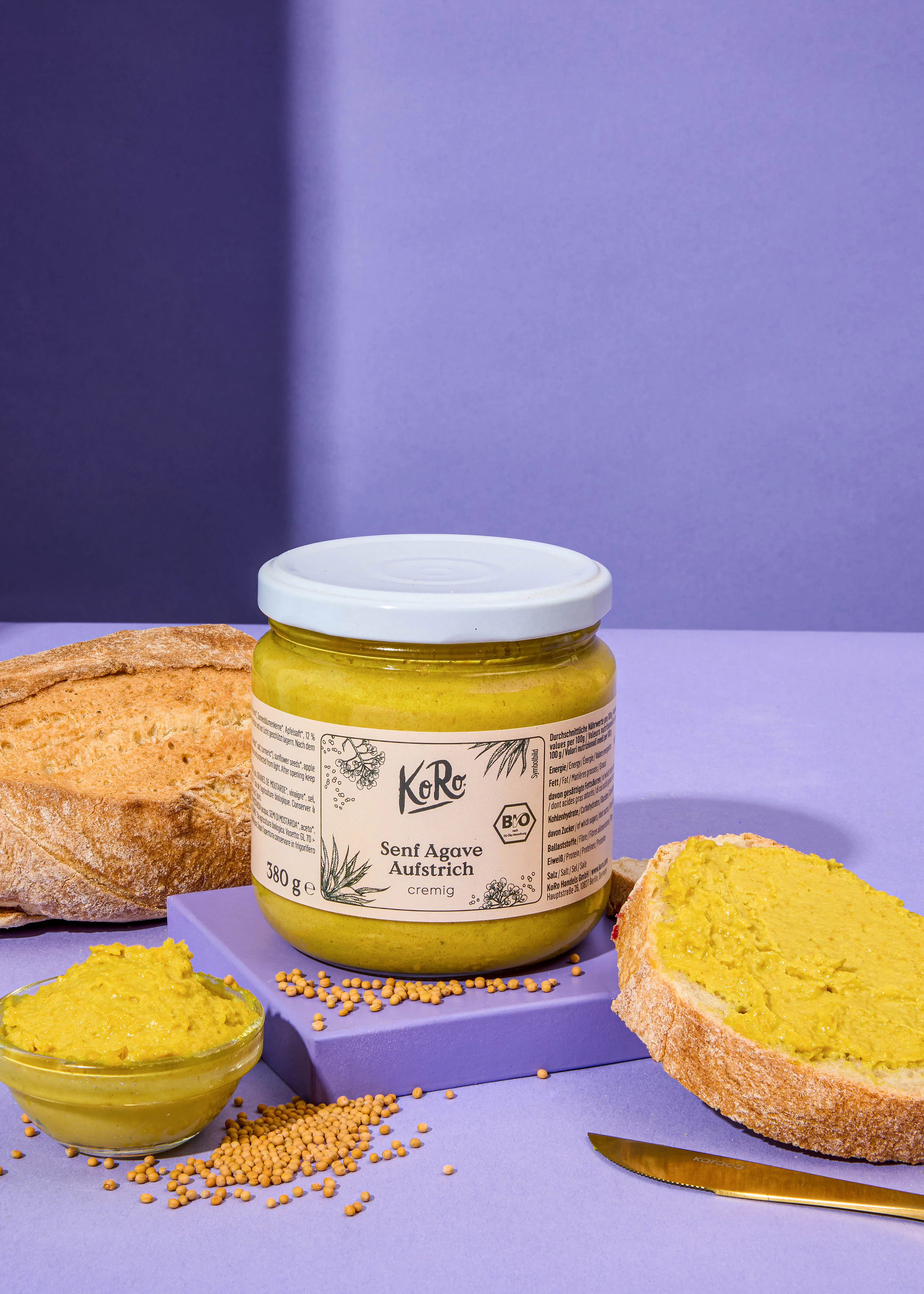 une bouteille de koré sent agave aufstrich creme