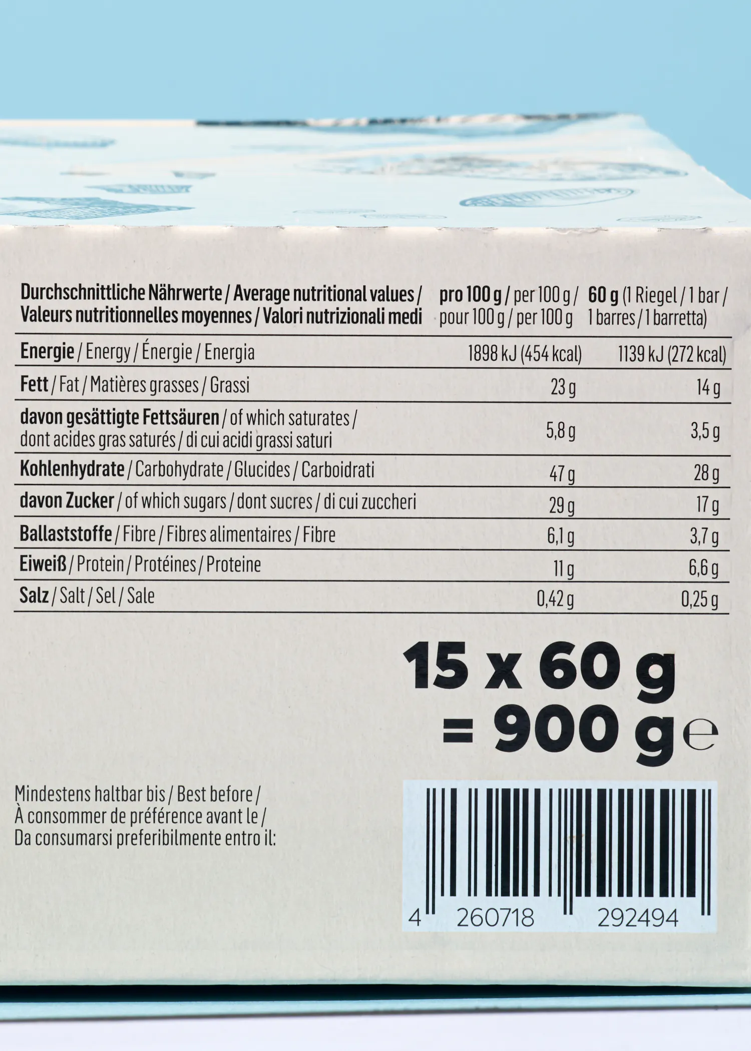 une boîte de 15 x 60 g = 900 g
