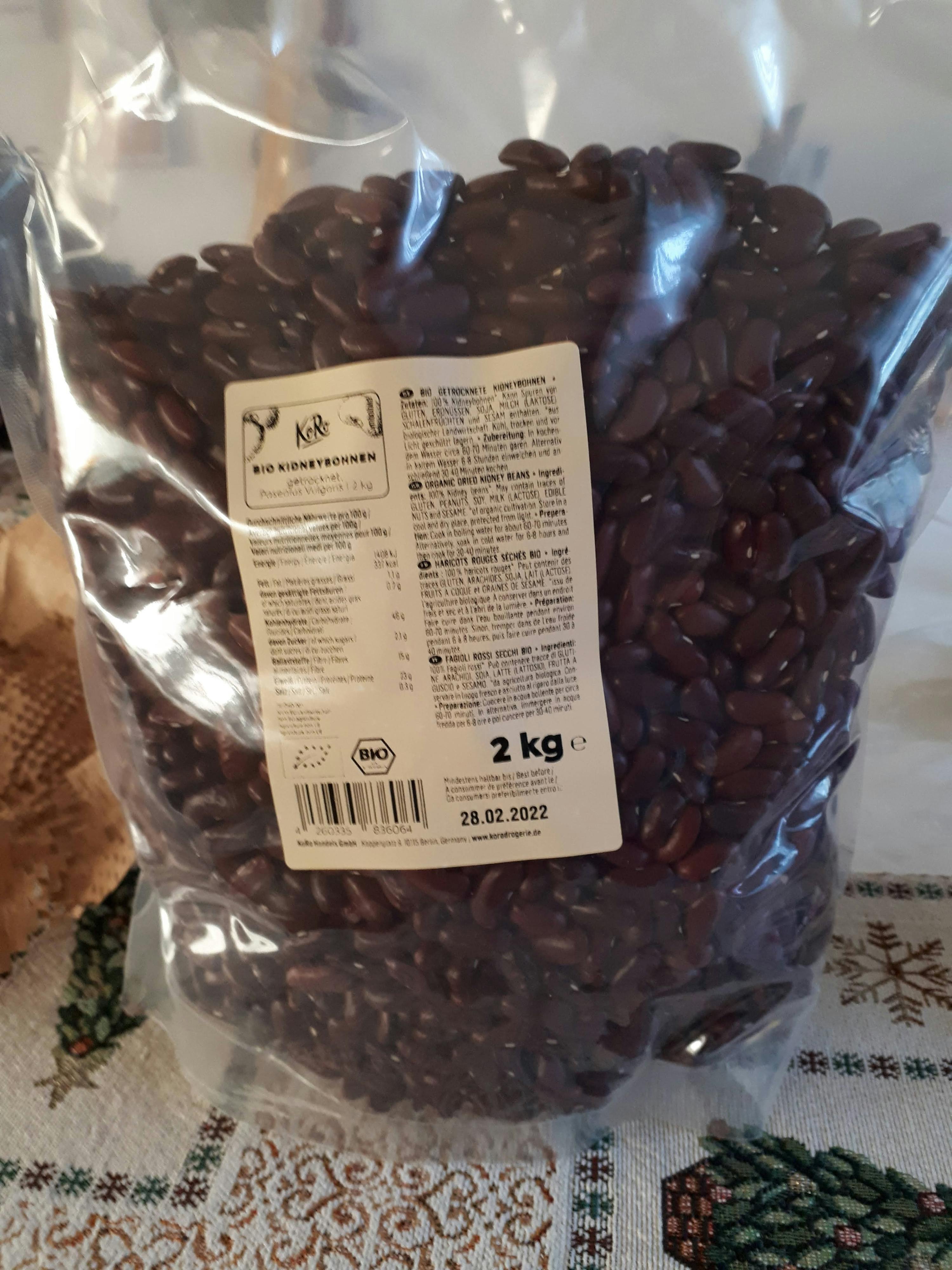 a bag of kidney beans with a label that says bio on it