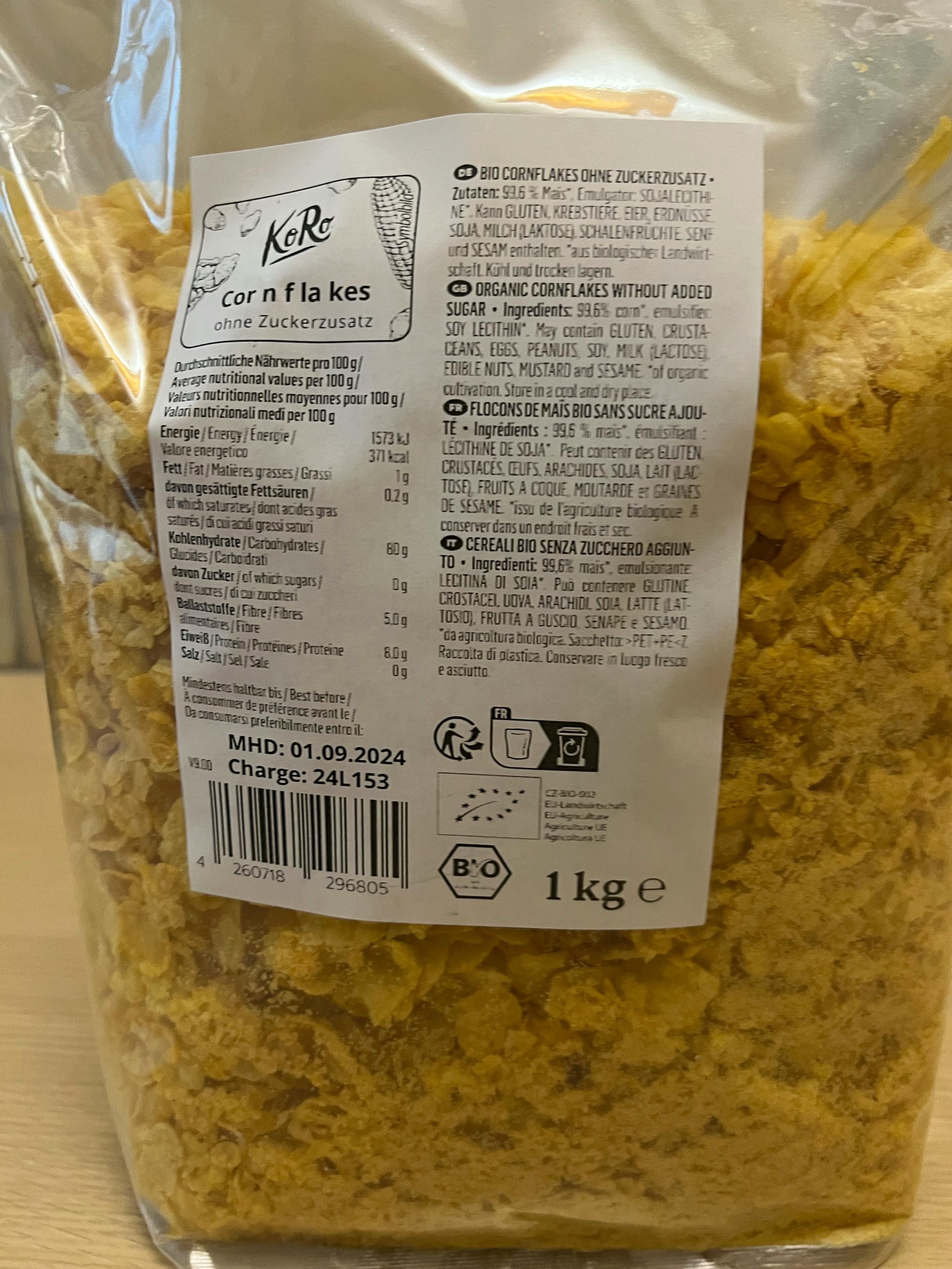 l' etichetta di un sacchetto di corn flakes è in lingua inglese