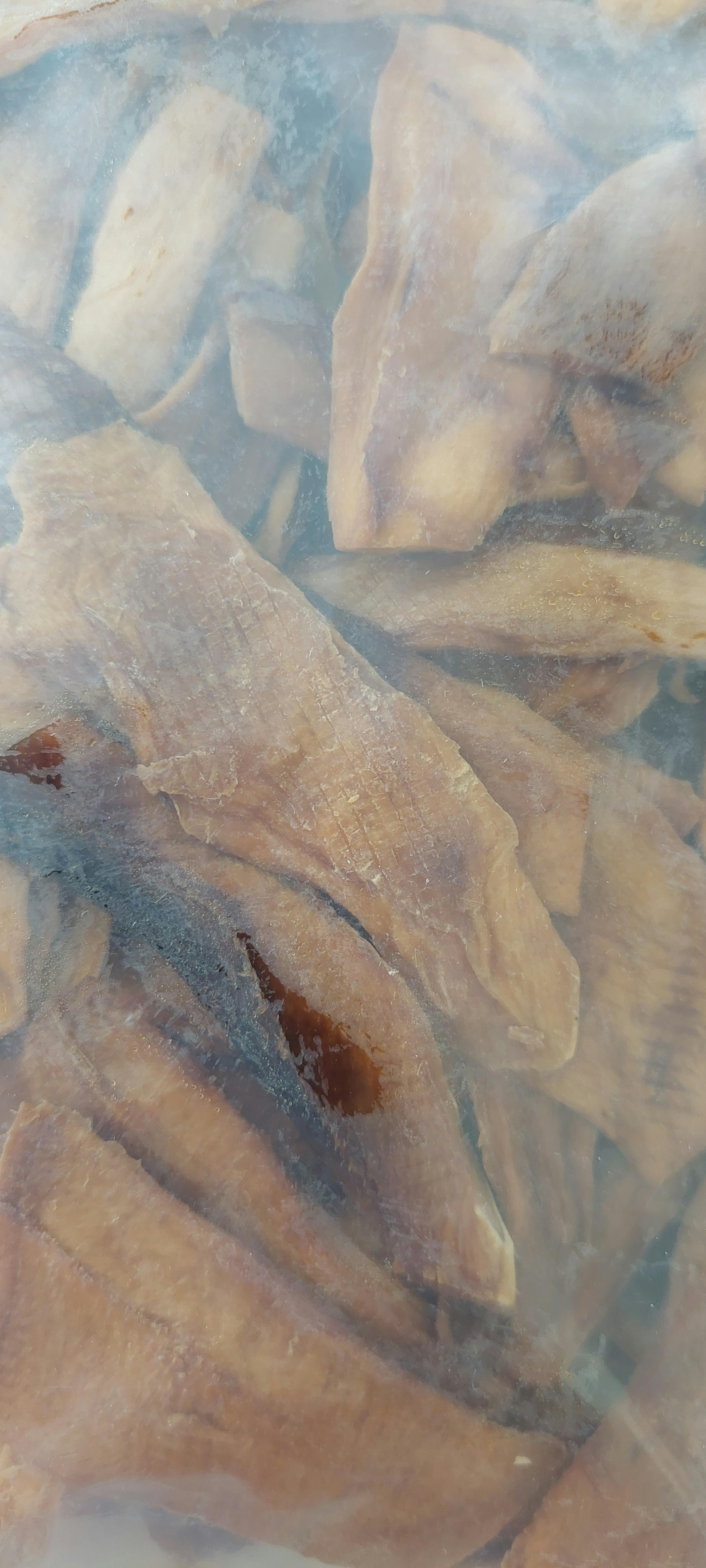 un gros plan d' un tas de fruits secs