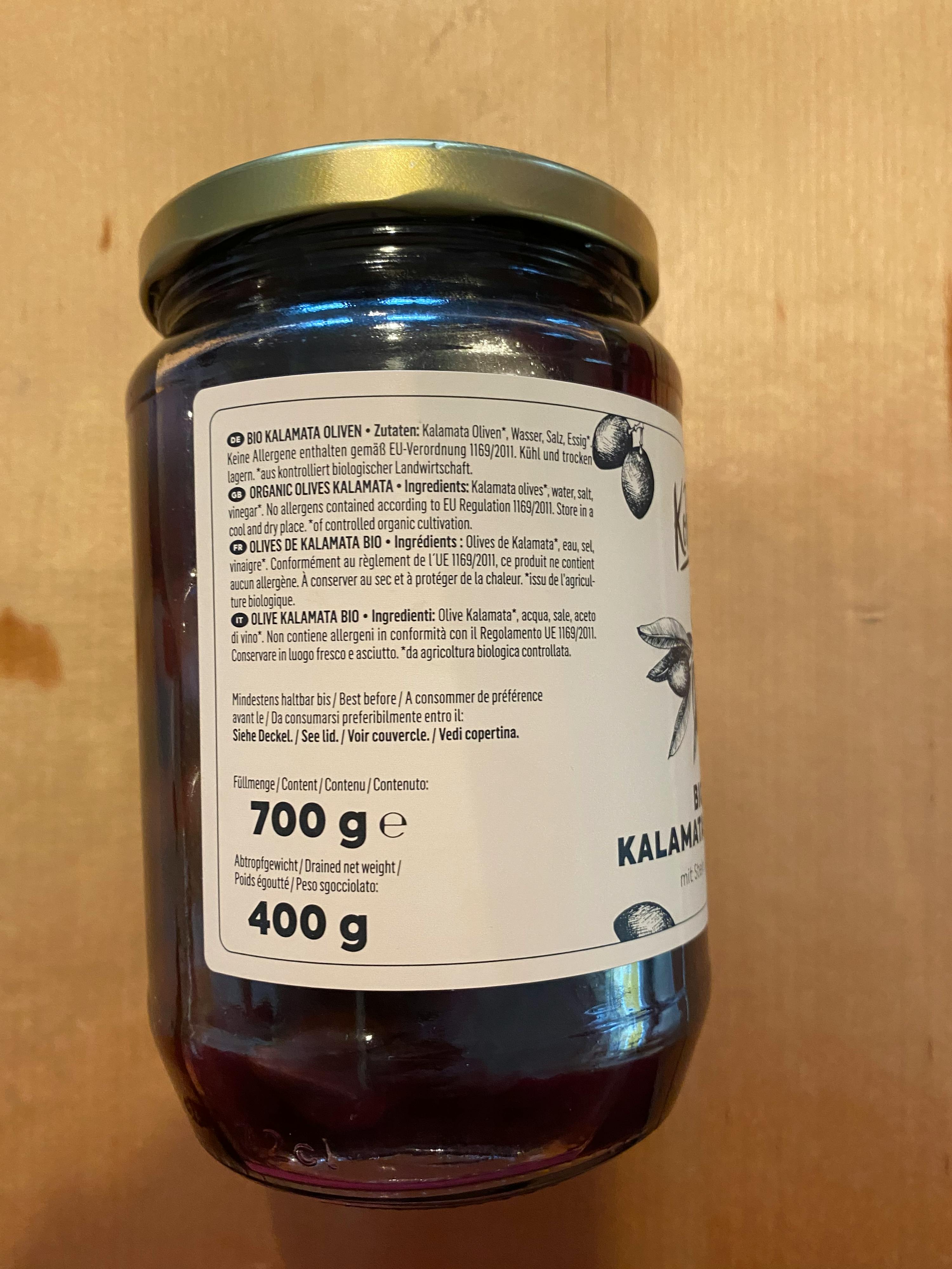 die Rückseite eines Glases kalamata Oliven mit einem Gewicht von 700 g