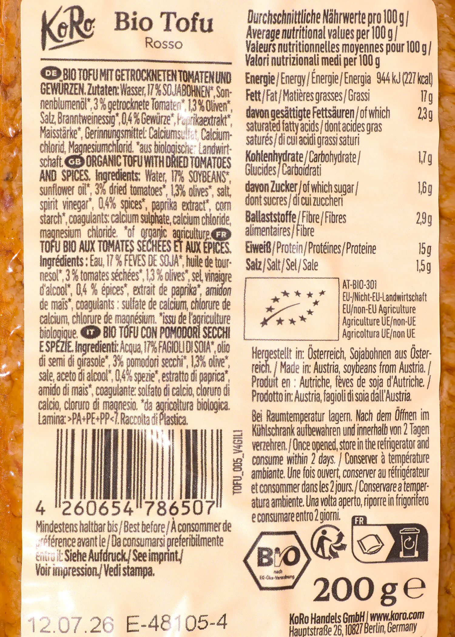 étiquette de produit pour du tofu bio rosso affichant les ingrédients, les valeurs nutritionnelles, un code-barres et la date de péremption.