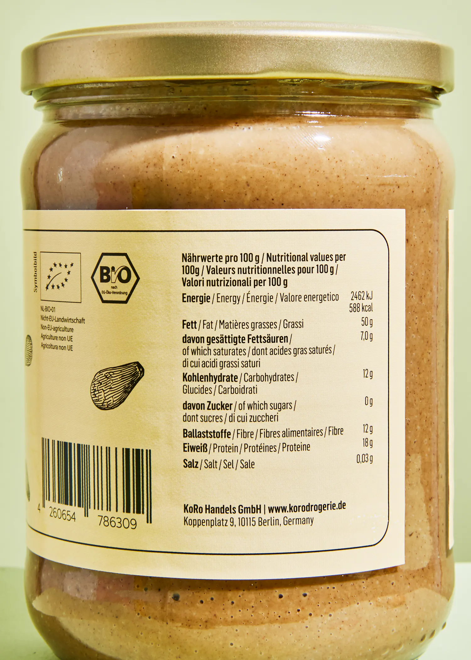 the back of a jar of food shows the nutritional values